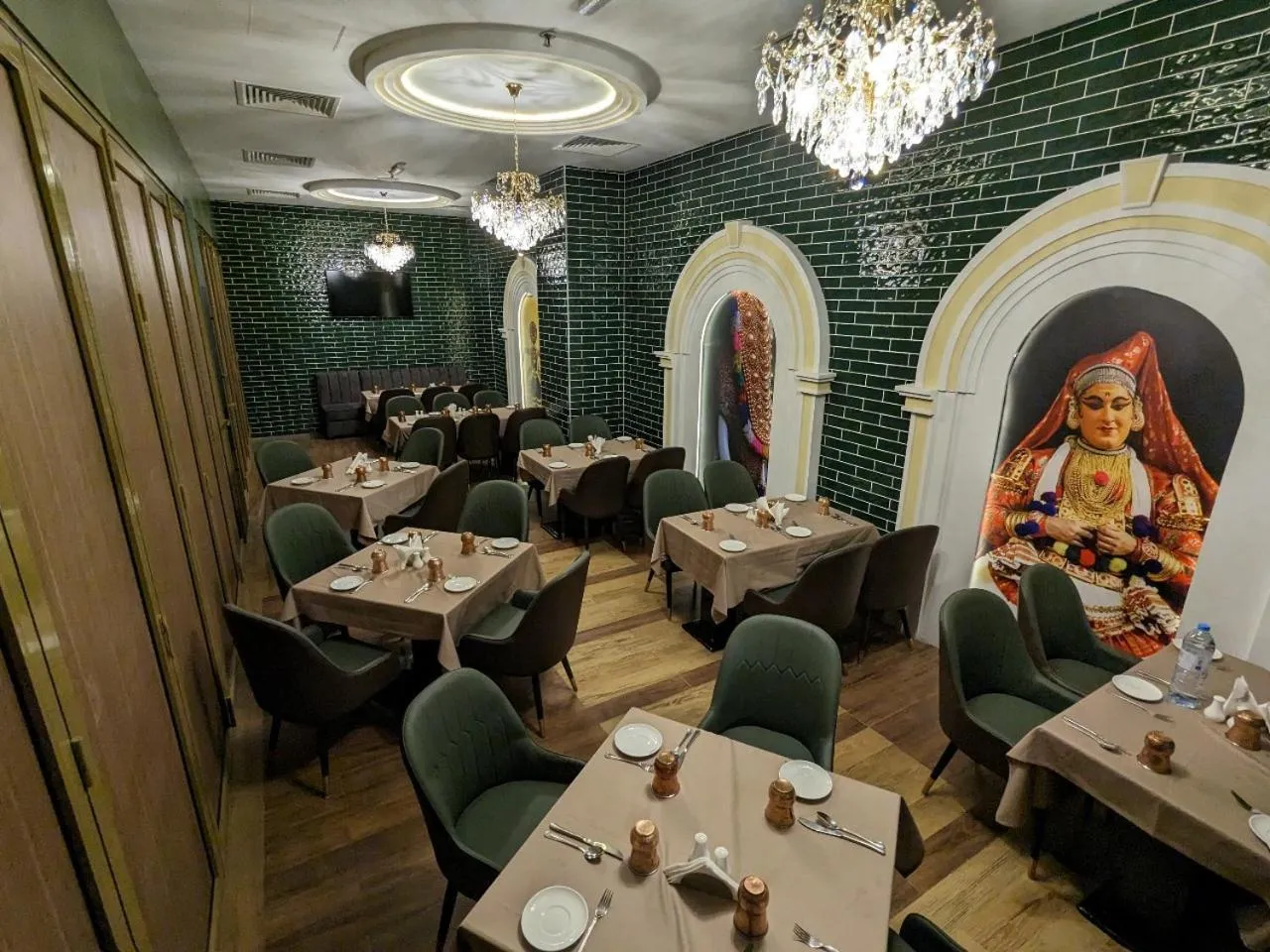 Restaurant/places to eat in Dubai Grand Hotel by Fortune, Dubai Airport