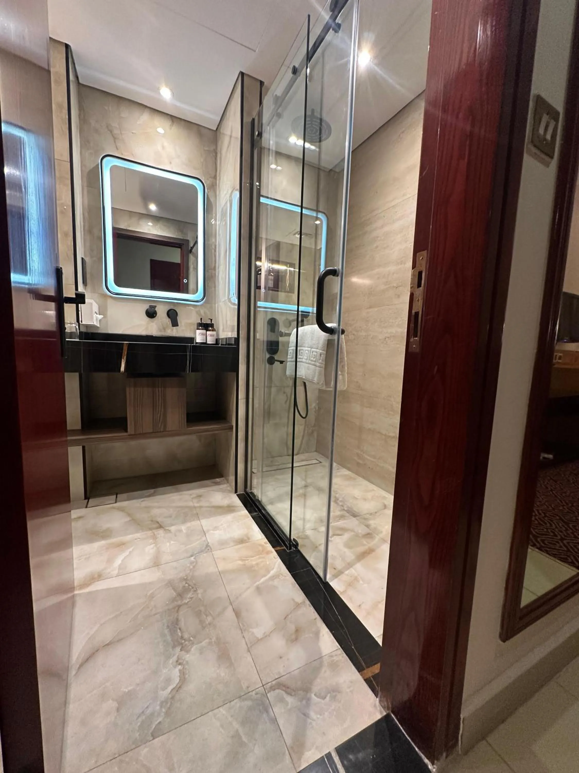 Bathroom in Dubai Grand Hotel by Fortune, Dubai Airport