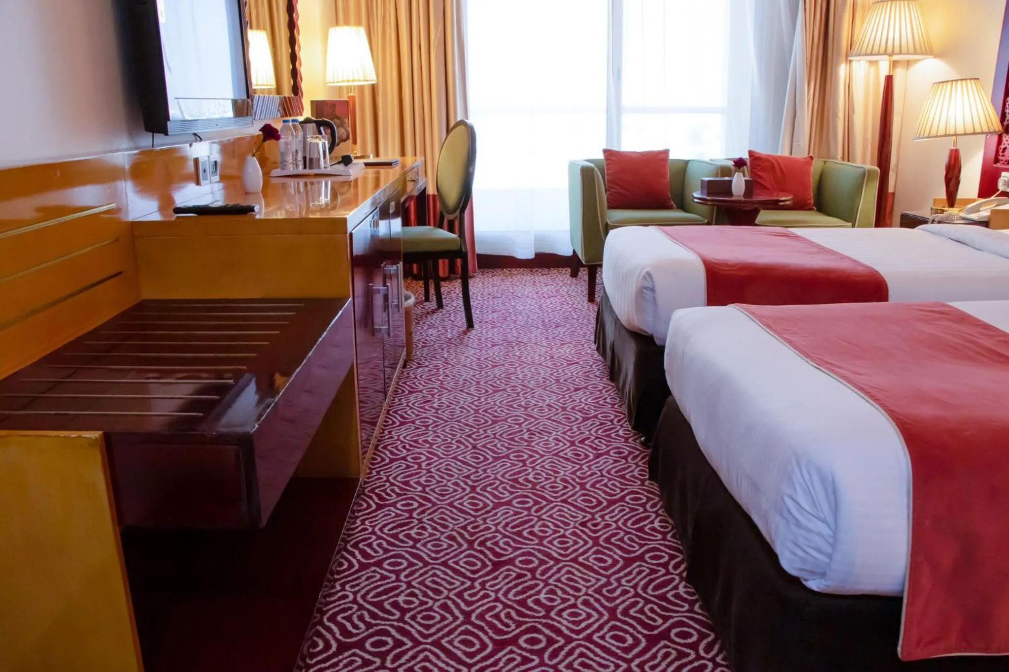 TV and multimedia, Bed in Dubai Grand Hotel by Fortune, Dubai Airport