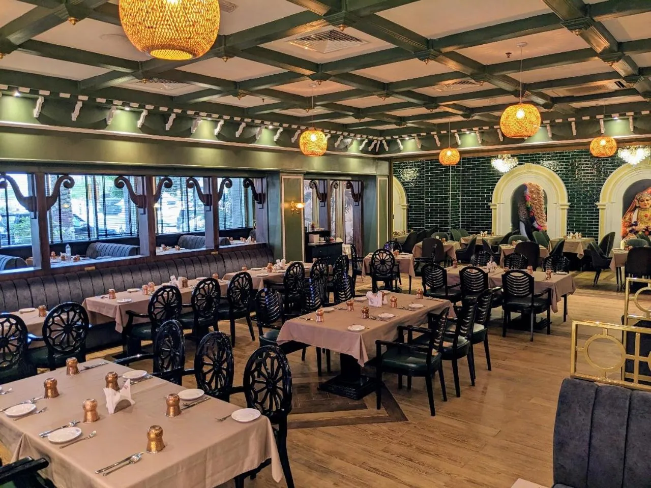 Restaurant/places to eat in Dubai Grand Hotel by Fortune, Dubai Airport