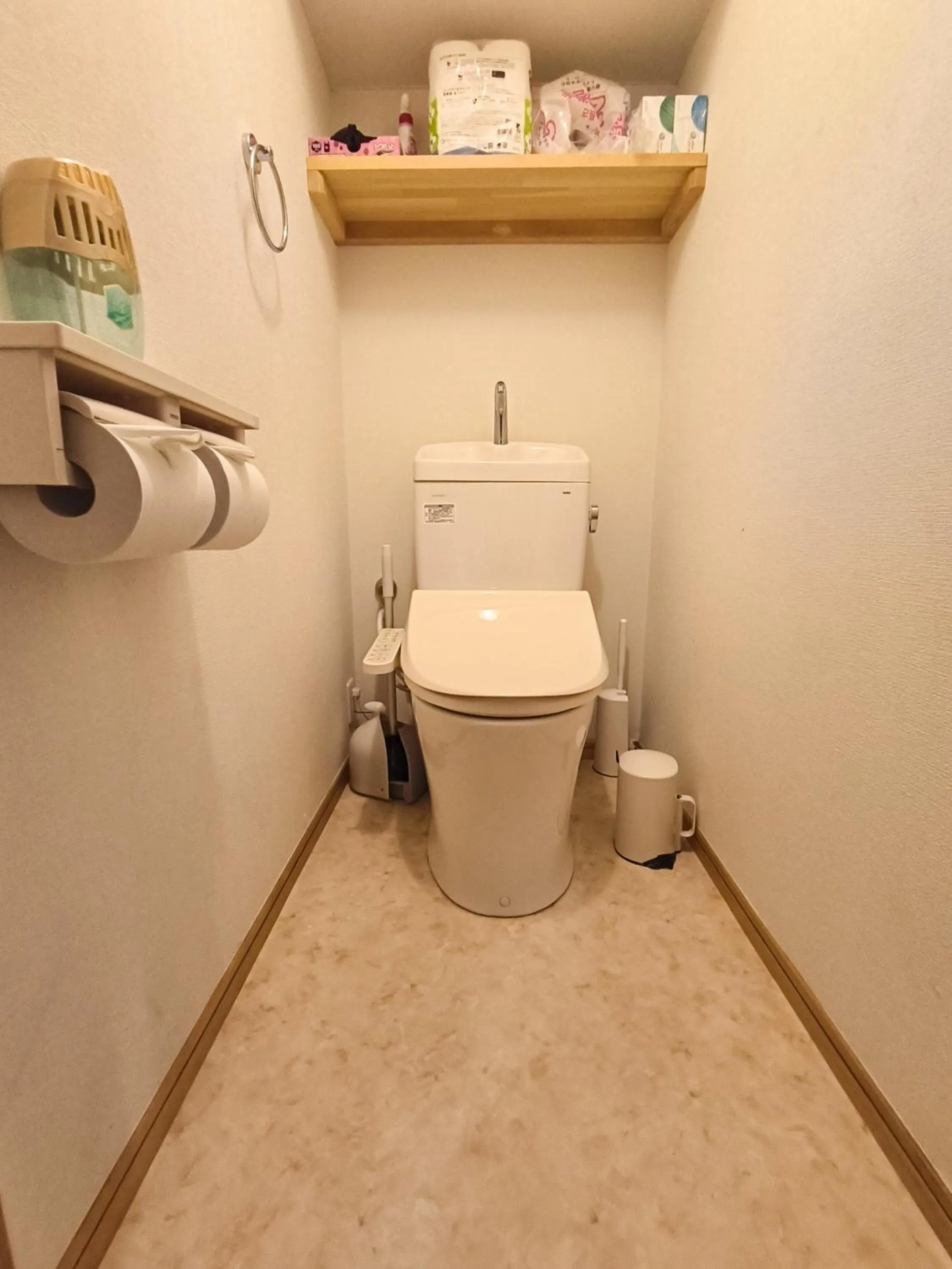 Toilet in Ostay Numabukuro Hotel Apartment