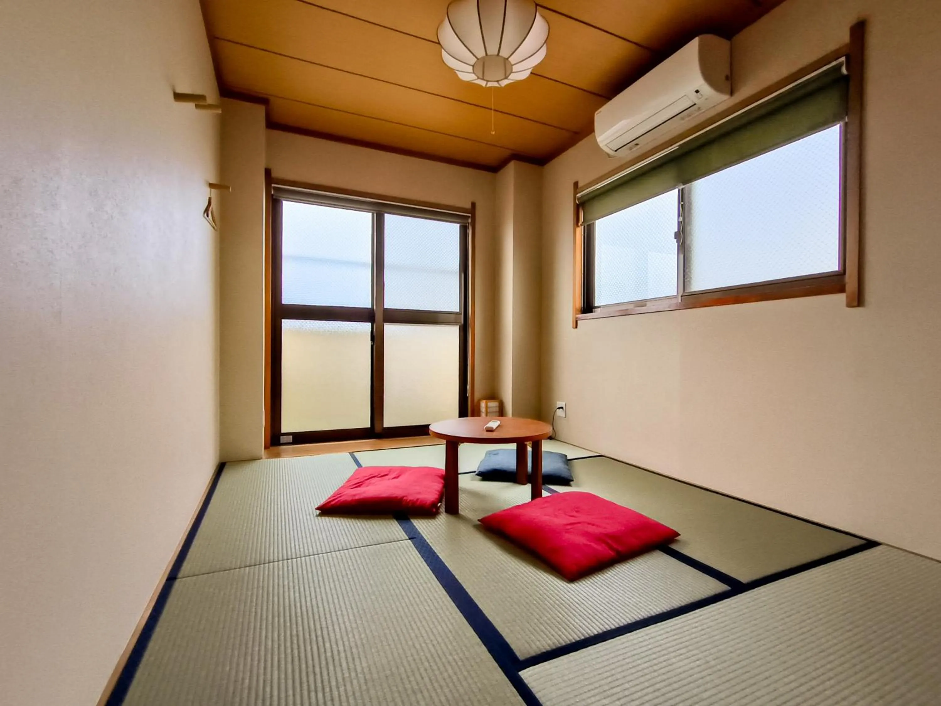 Living room, Bed in Ostay Numabukuro Hotel Apartment