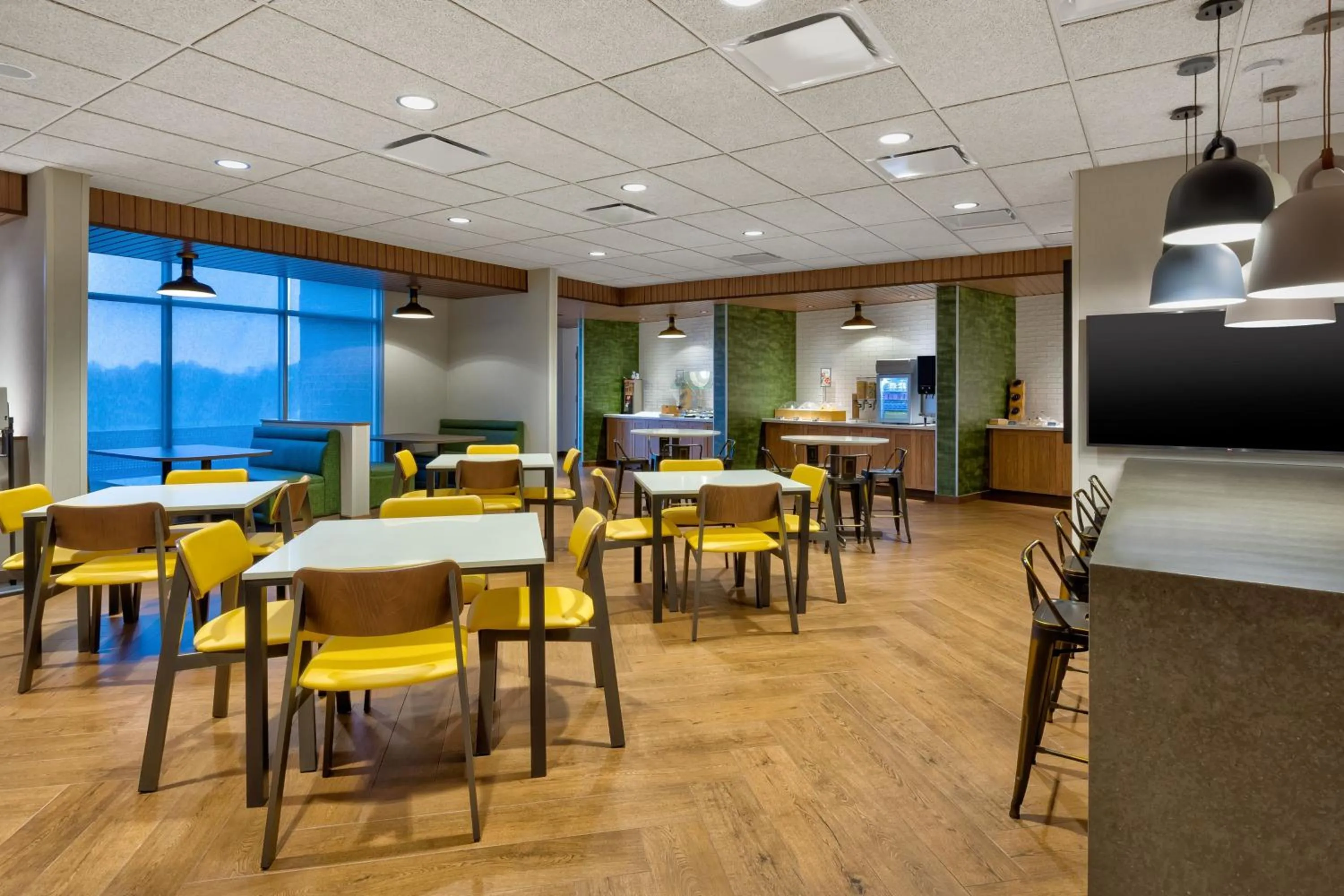 Breakfast in Fairfield by Marriott Inn & Suites Grand Rapids North