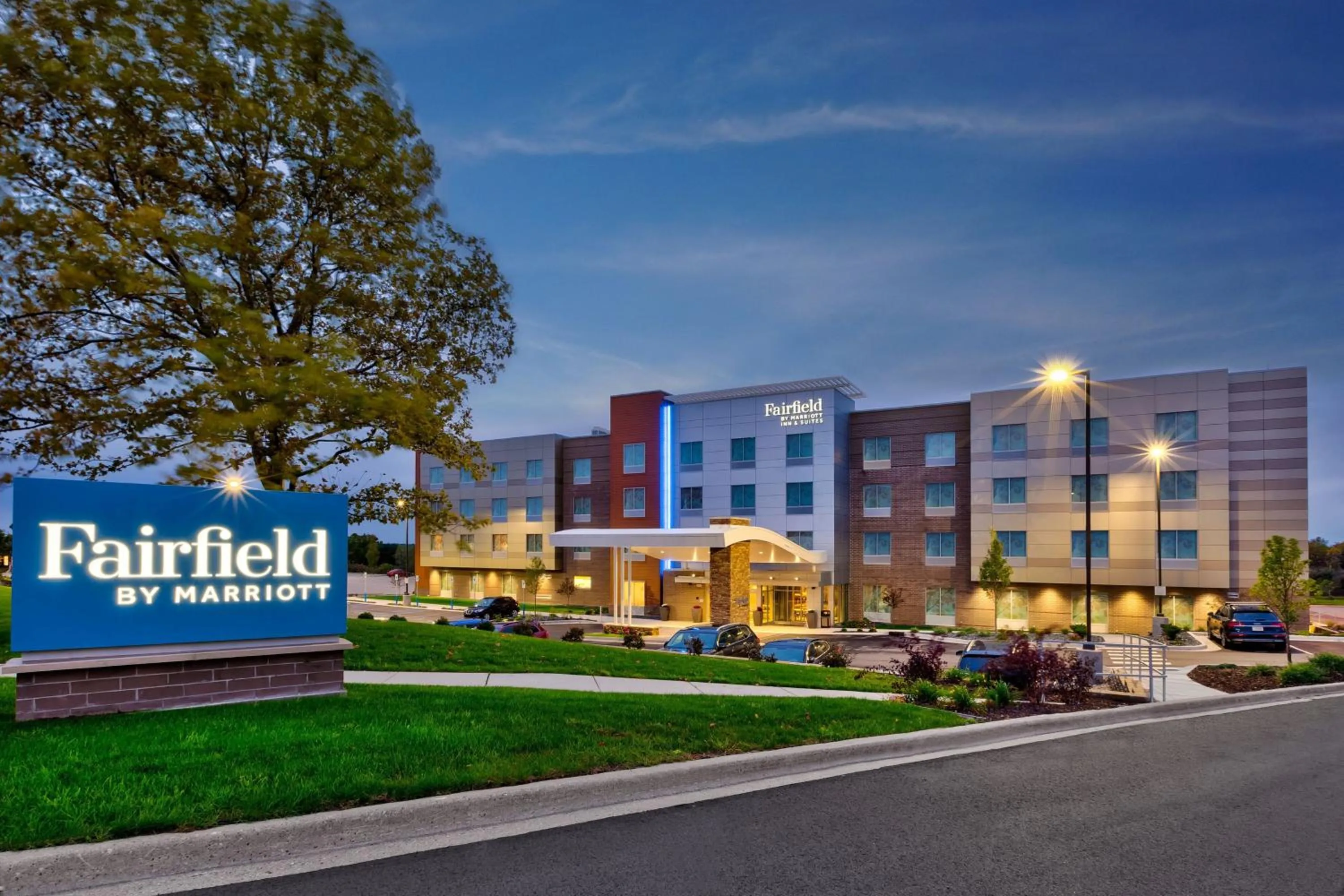 Property building in Fairfield by Marriott Inn & Suites Grand Rapids North