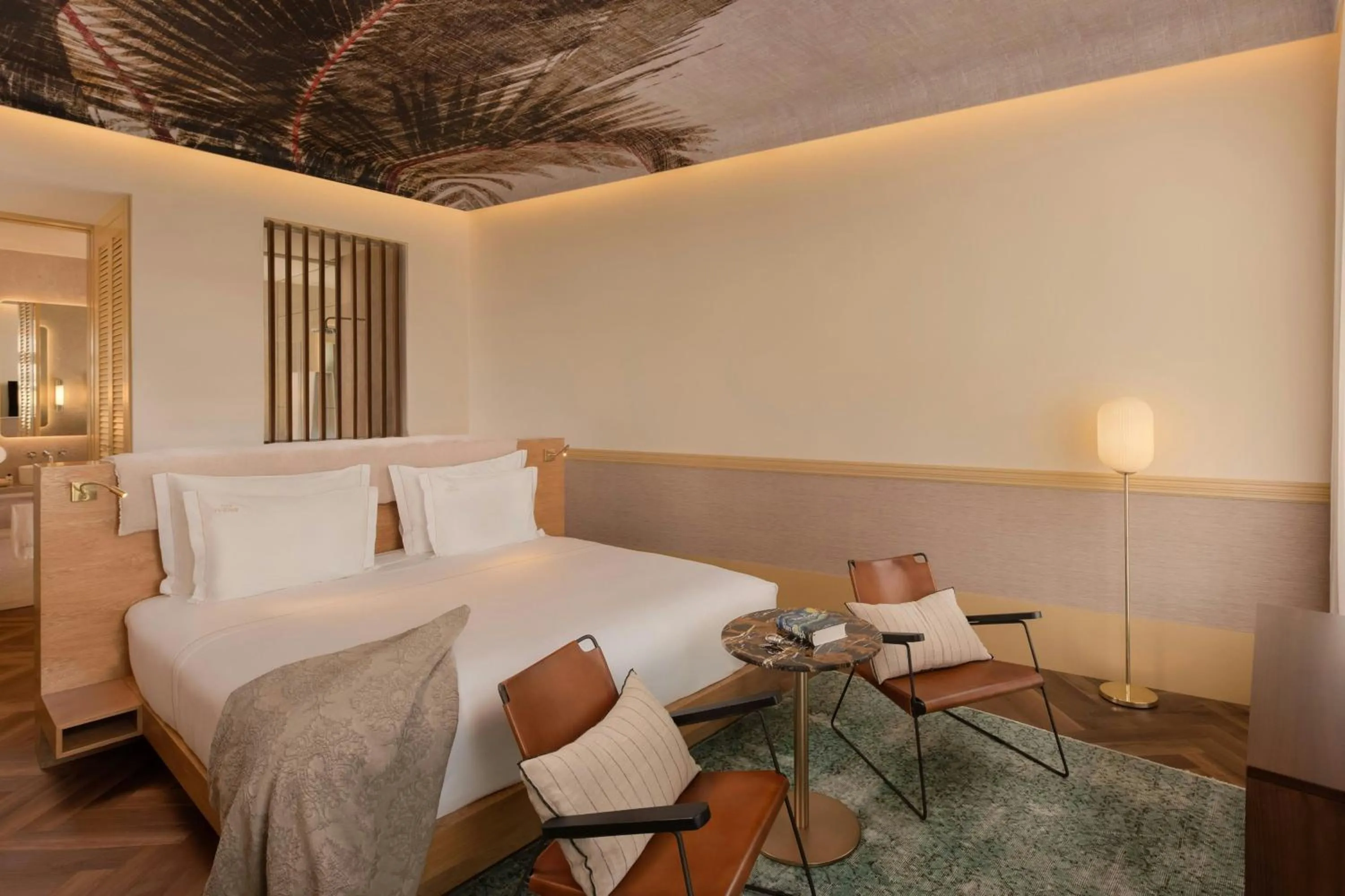 Photo of the whole room, Bed in The Ivens, Autograph Collection