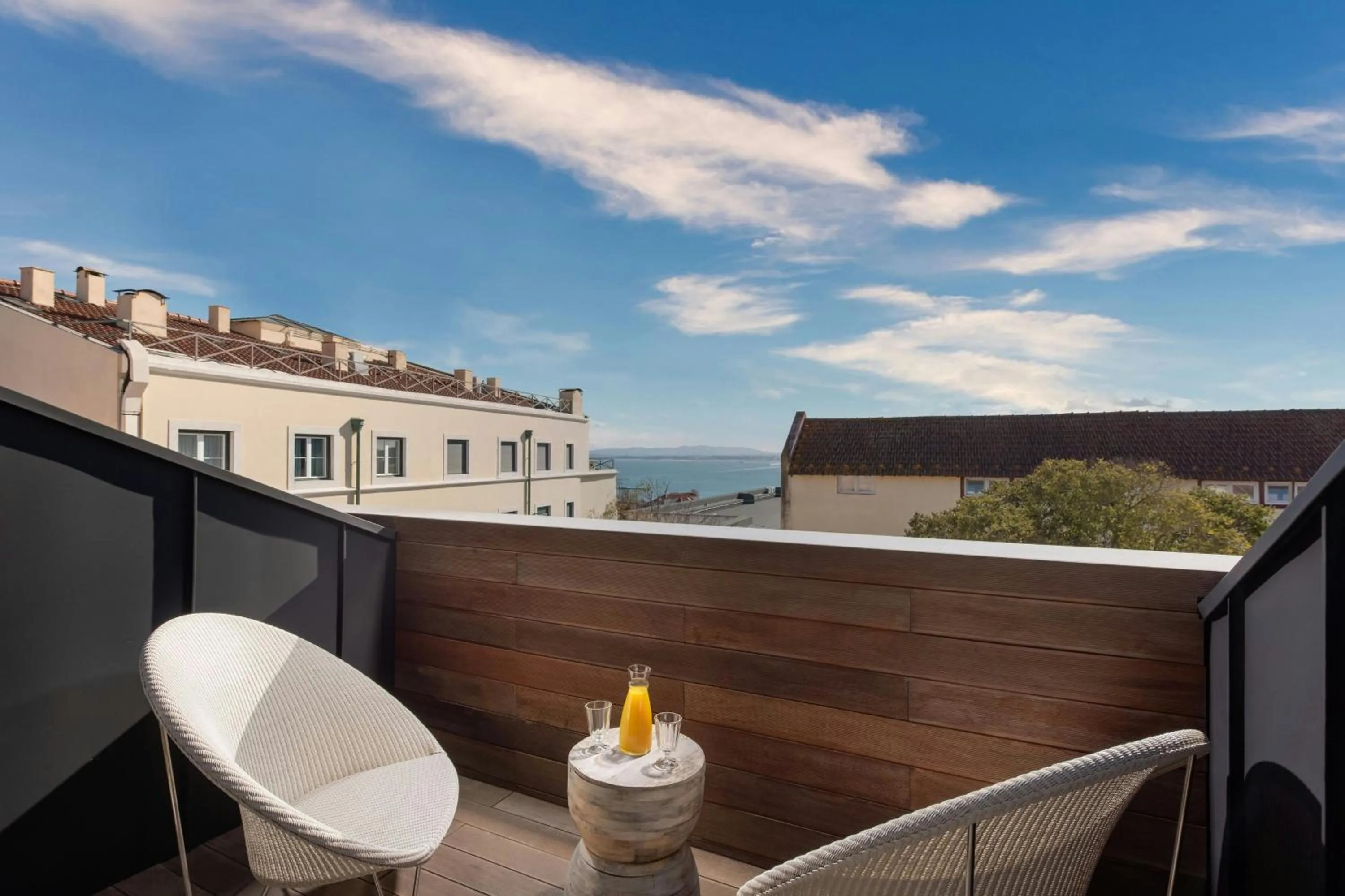 Photo of the whole room in The Ivens, Autograph Collection