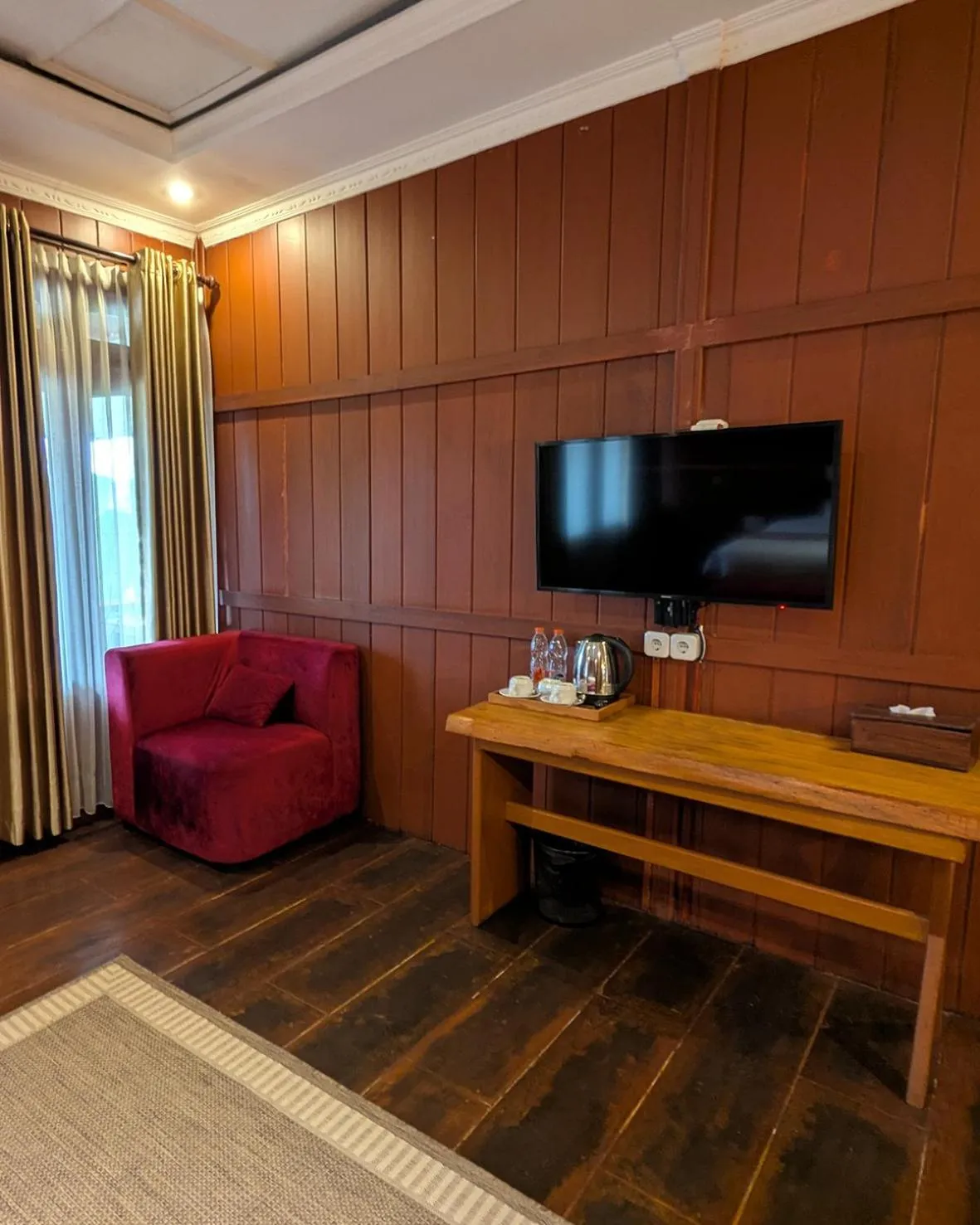 TV and multimedia in Kasuari Exotic Resort Magelang