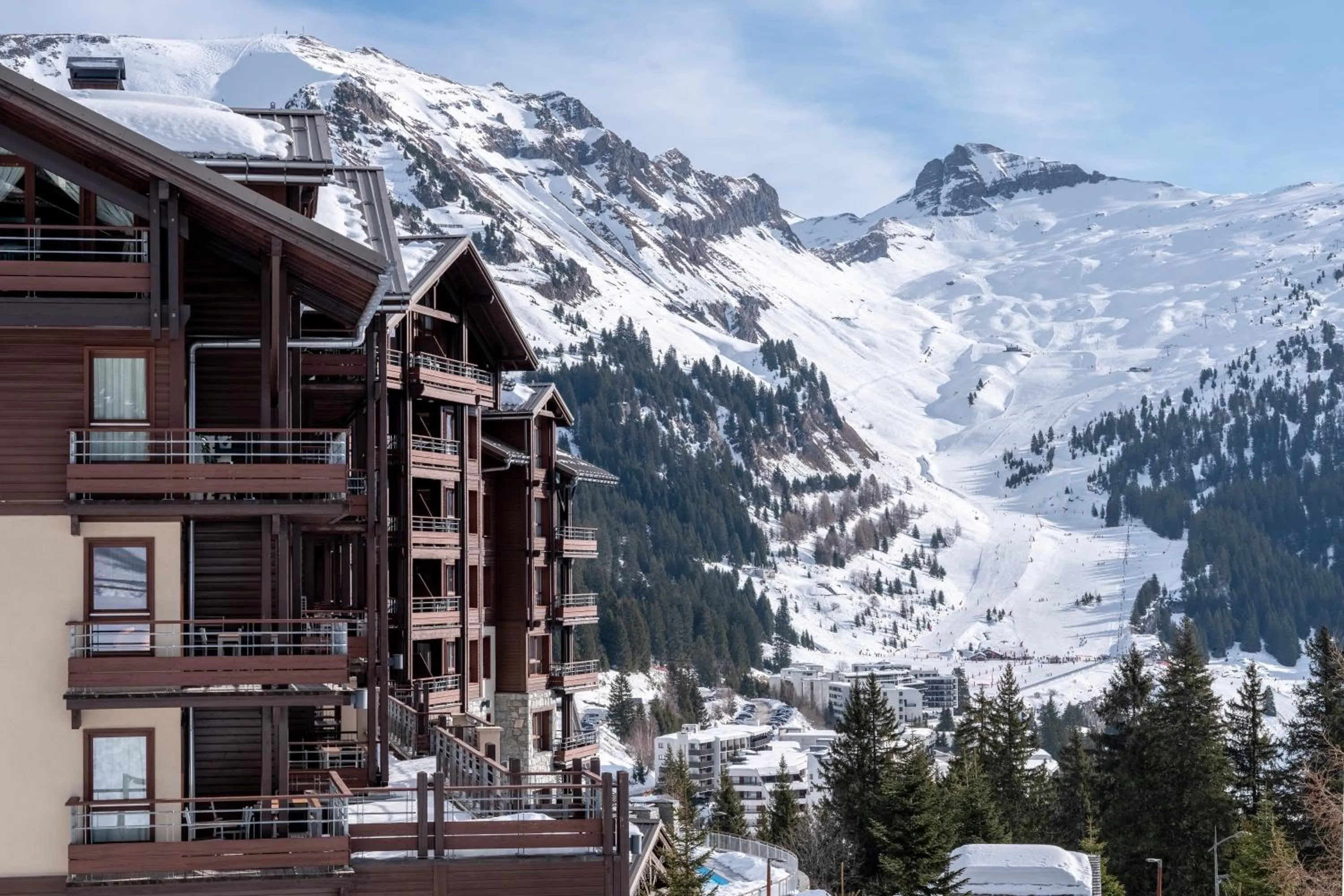 Property building in Résidence Pierre & Vacances Premium Les Terrasses d'Eos