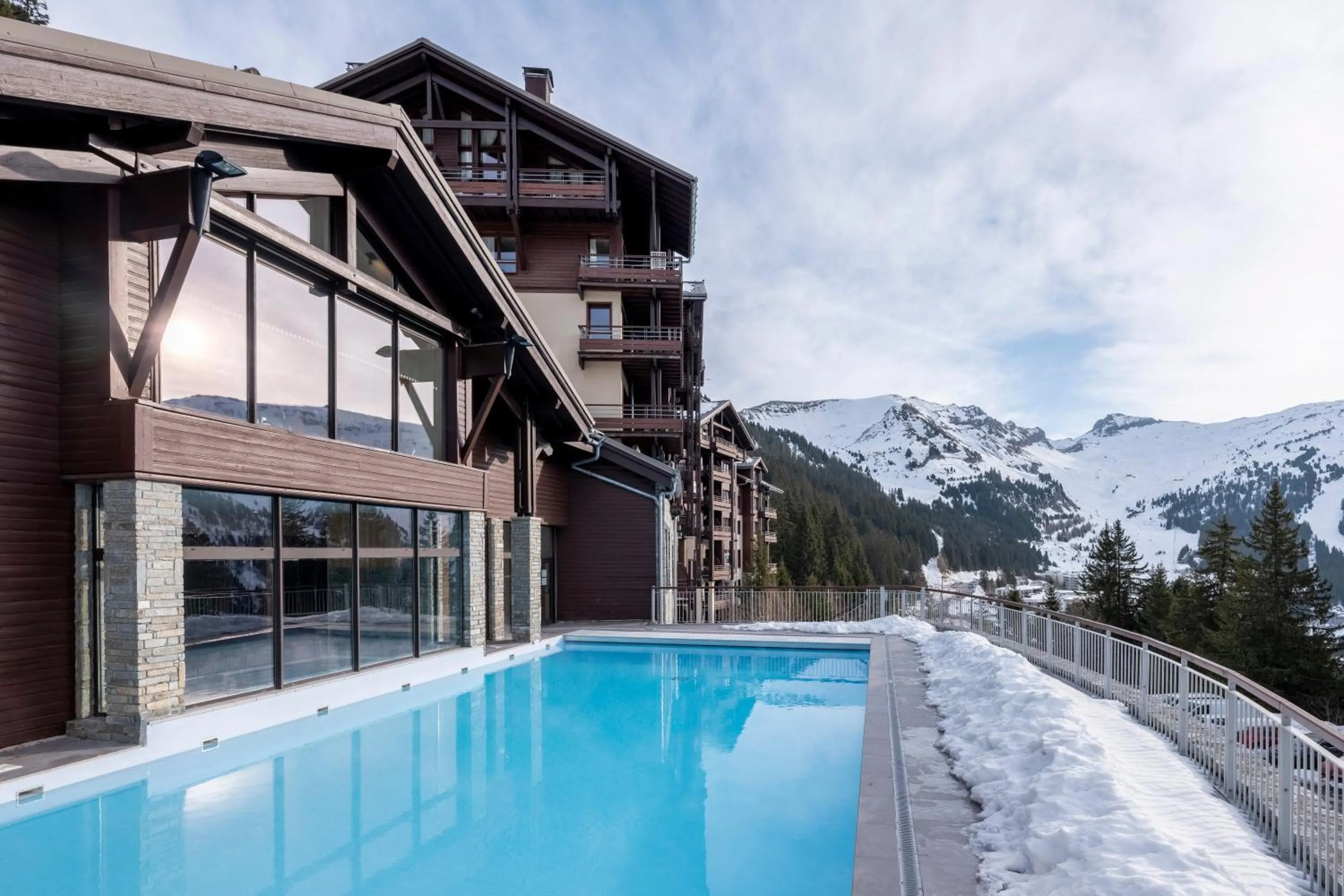 Property building in Résidence Pierre & Vacances Premium Les Terrasses d'Eos
