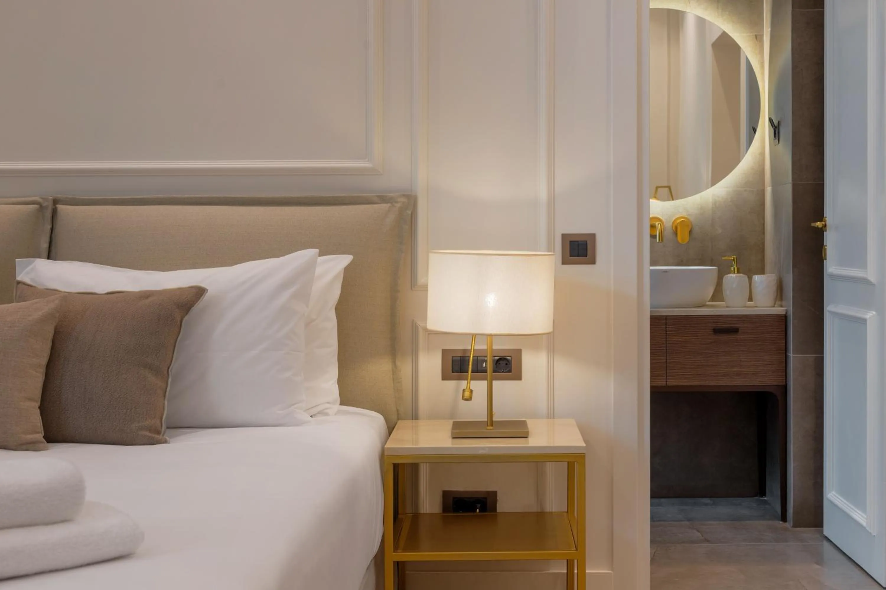 Bedroom, Bed in The Residence Aiolou Hotel & Spa