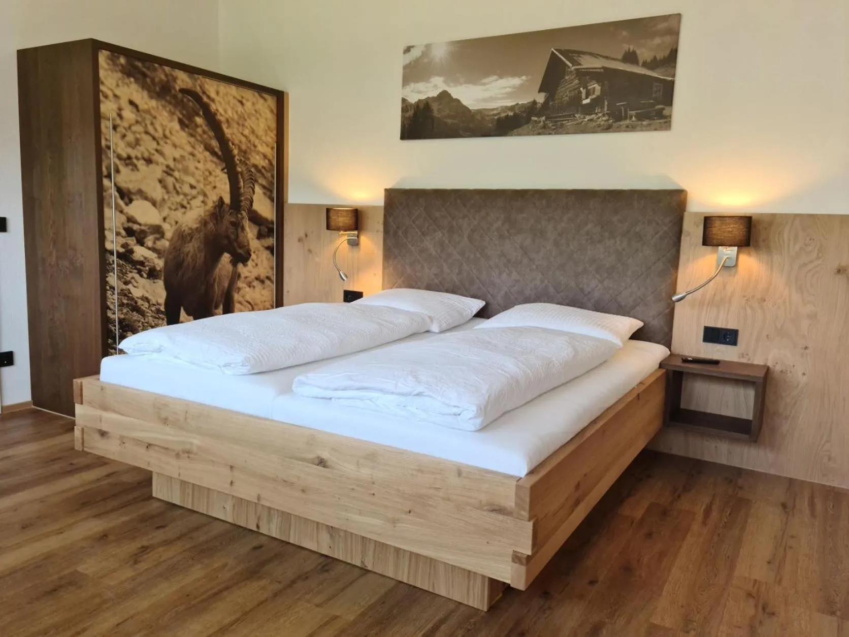 Bedroom, Bed in Haus Haberstock