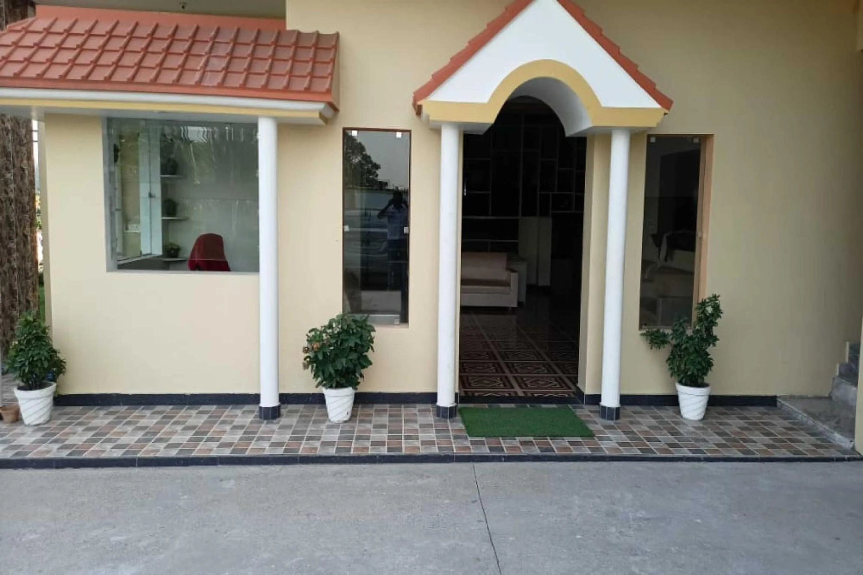 Facade/entrance in Hotel O Ocean's 11