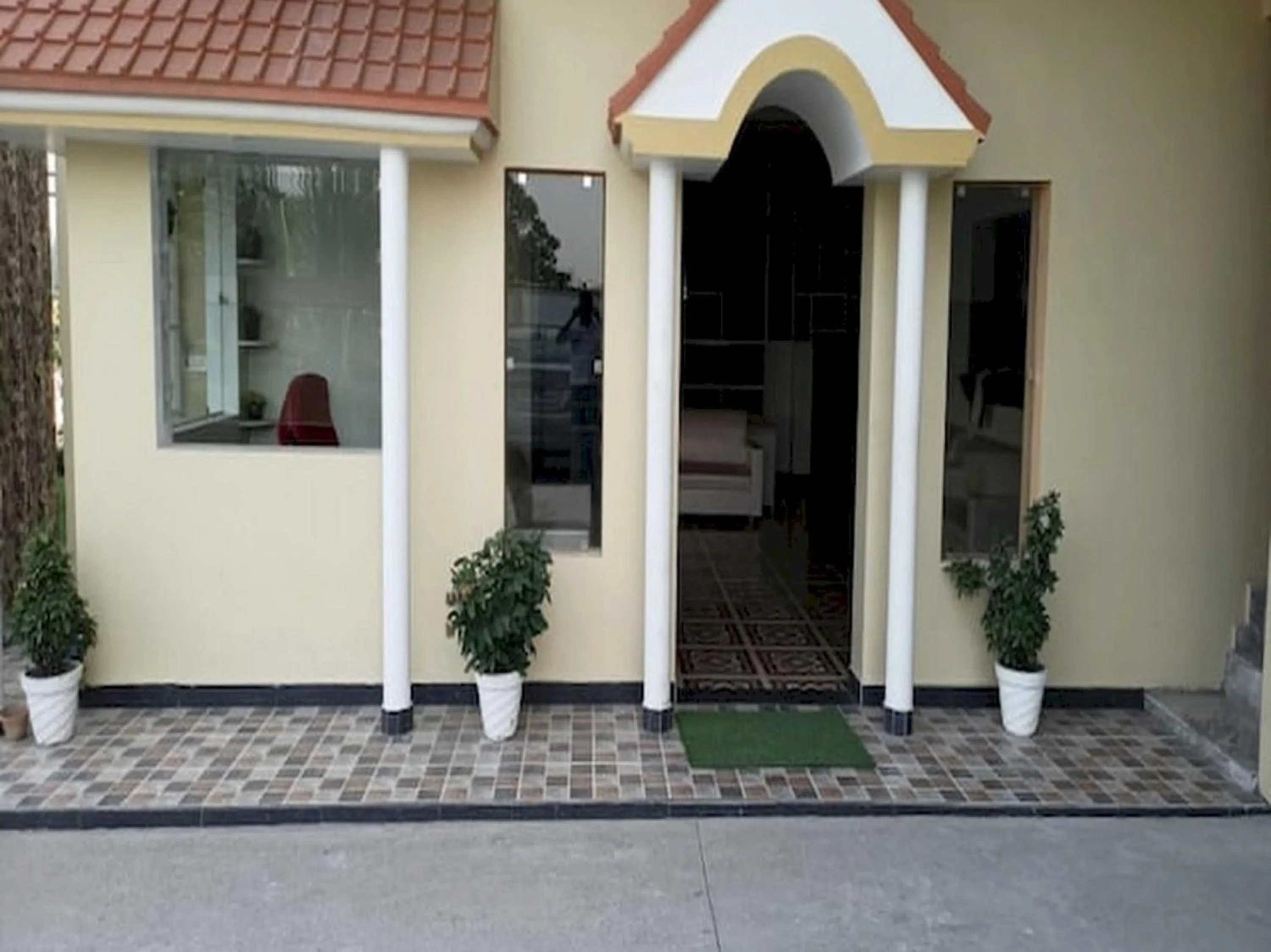 Facade/entrance in Hotel O Ocean's 11