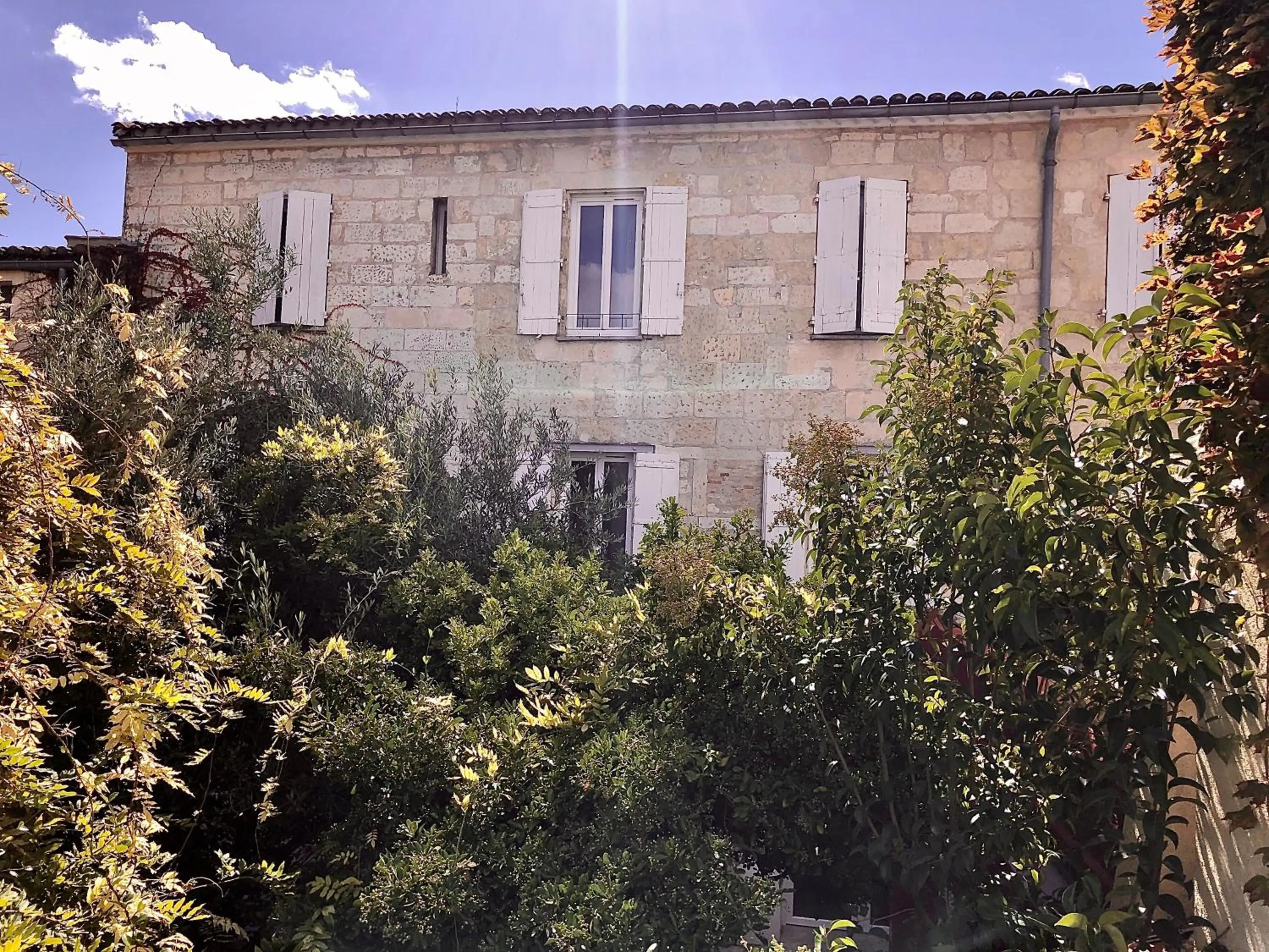 Property building in Hotel Saint Louis - Au Coeur des Remparts