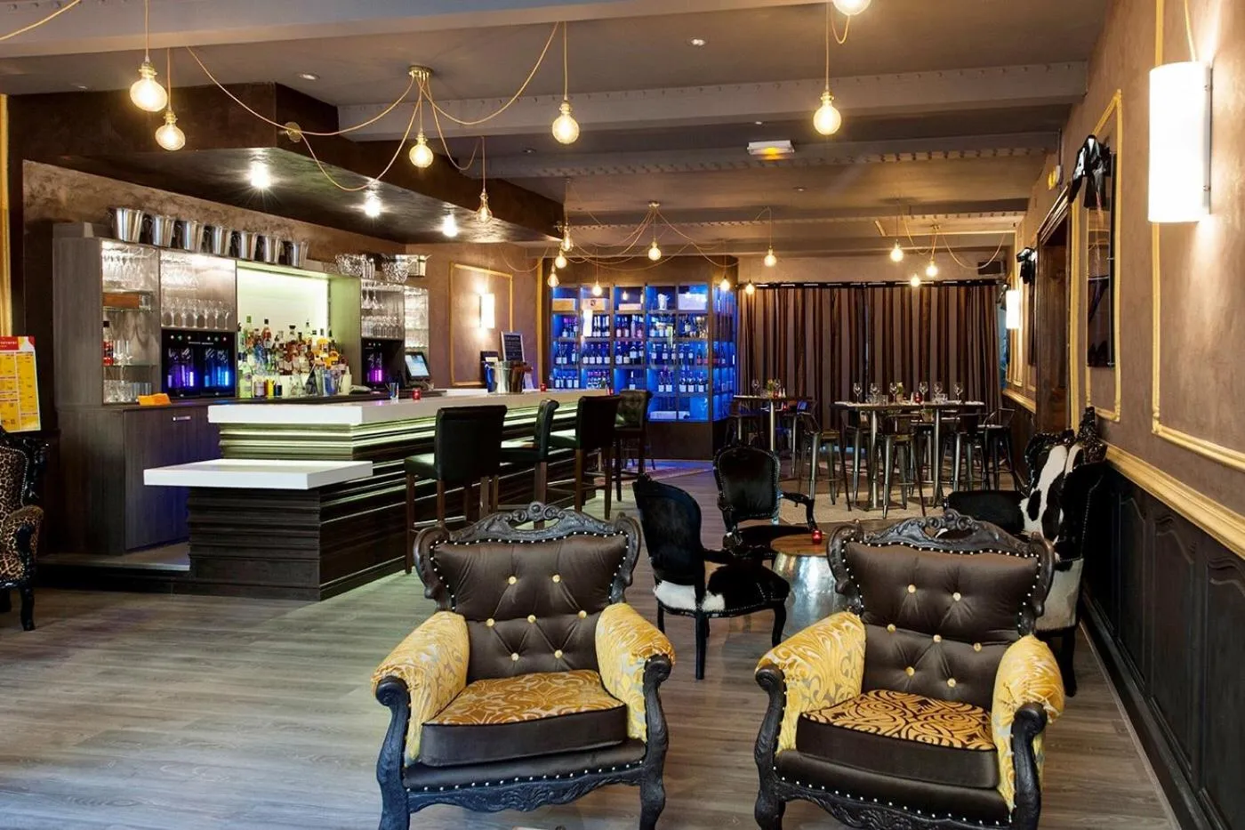 Restaurant/places to eat in Hotel Saint Louis - Au Coeur des Remparts