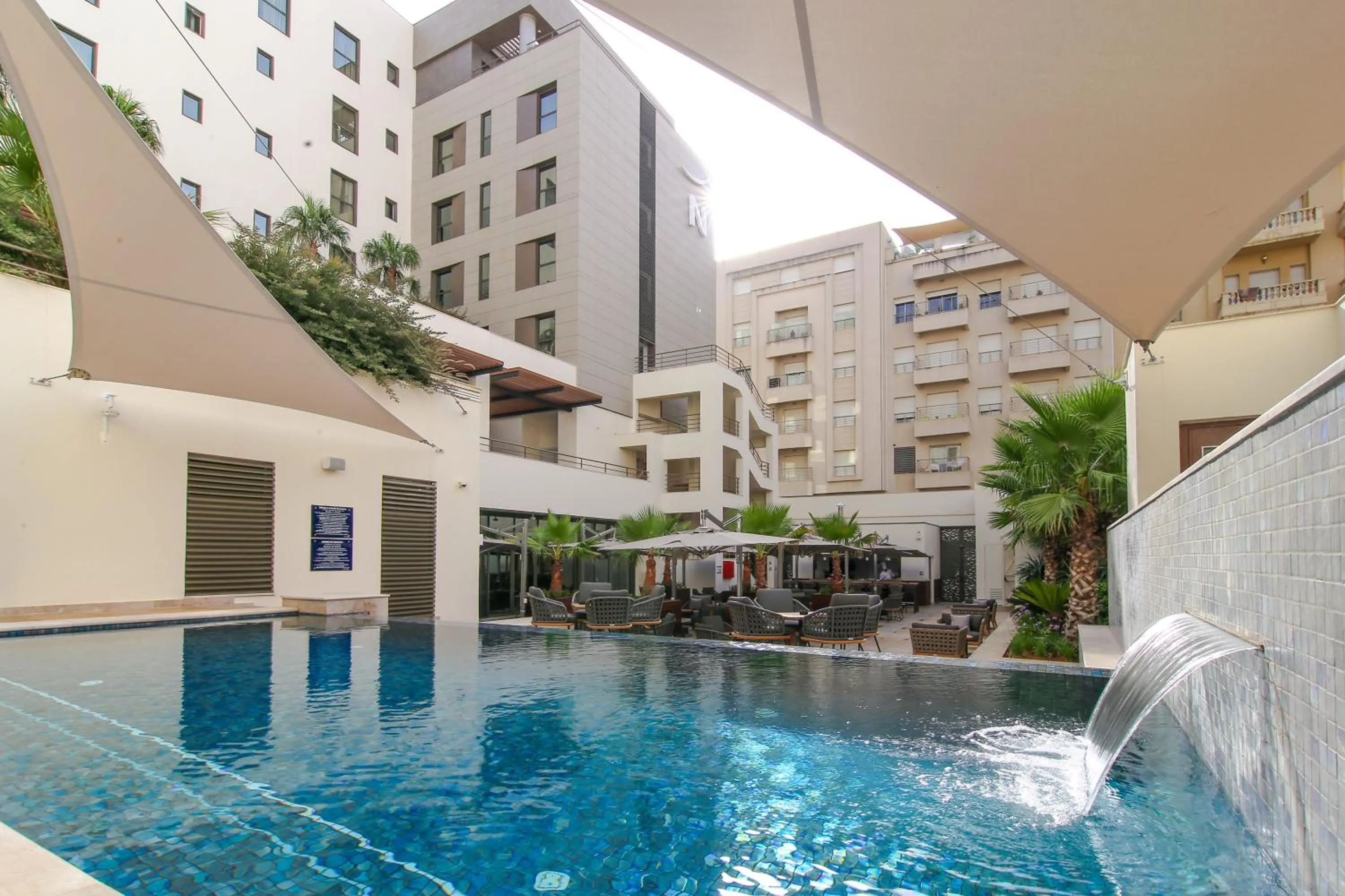 Swimming pool in Novotel Tunis Lac