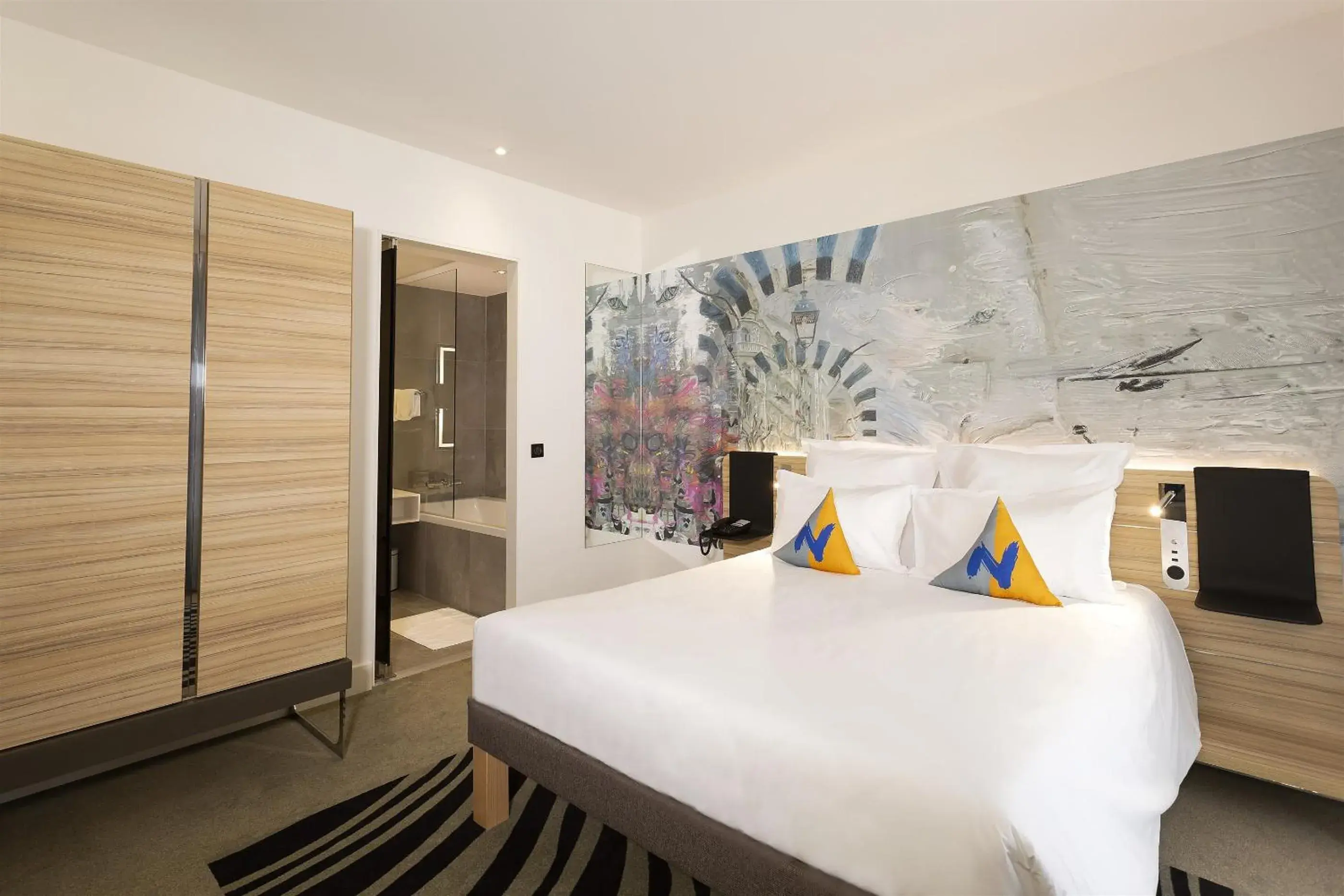 Deluxe Double Room in Novotel Tunis Lac Deluxe Double Room in Novotel Tunis Lac