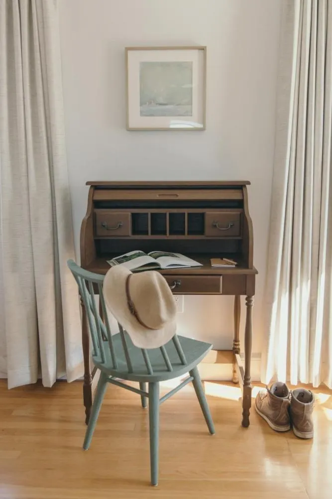 Seating area in Shepherd’s Run