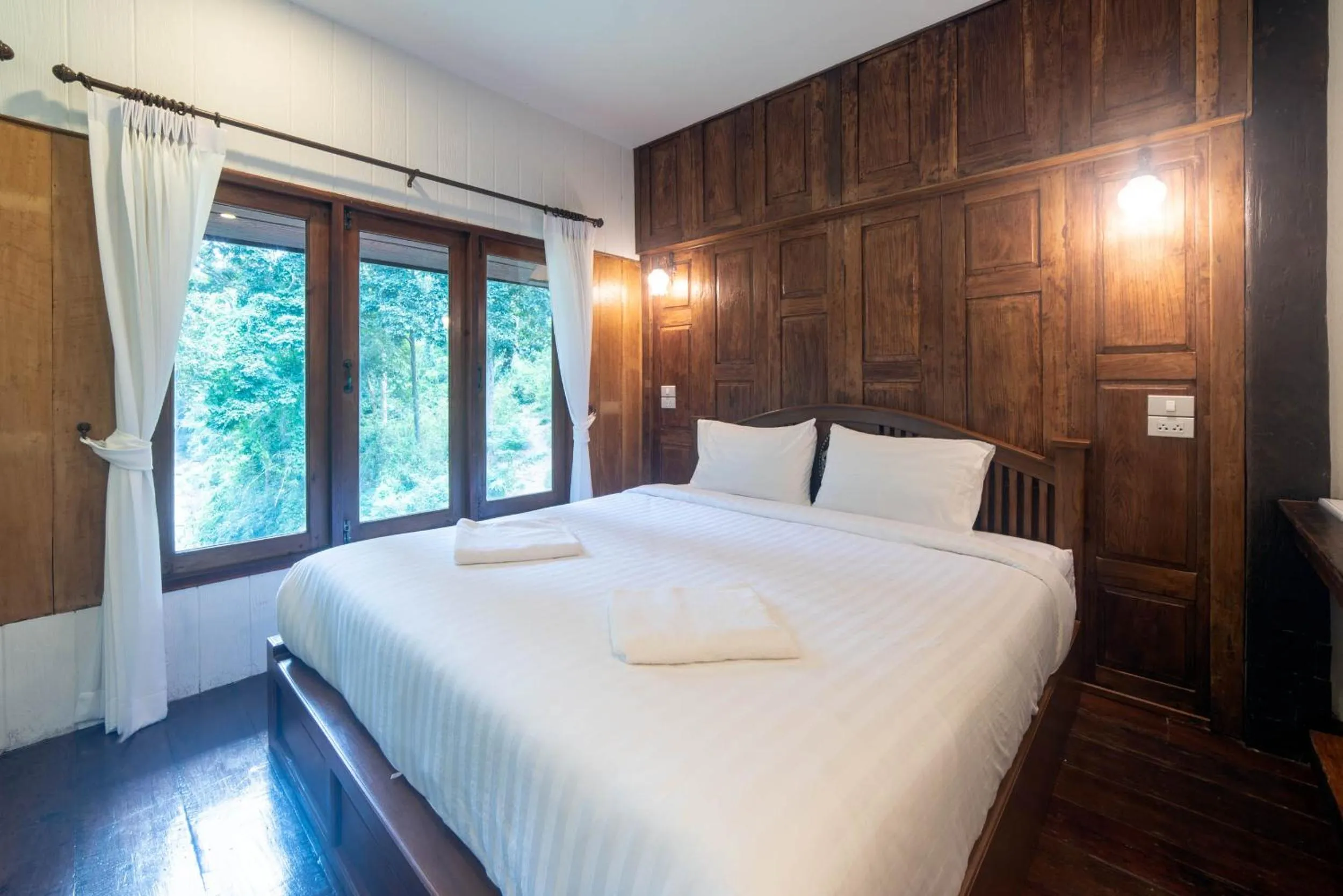 Bed in Tawan Riverside