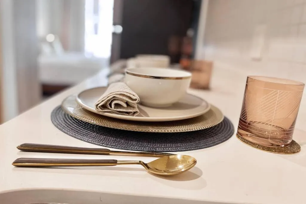 The Boat Condo by Andiani Travel