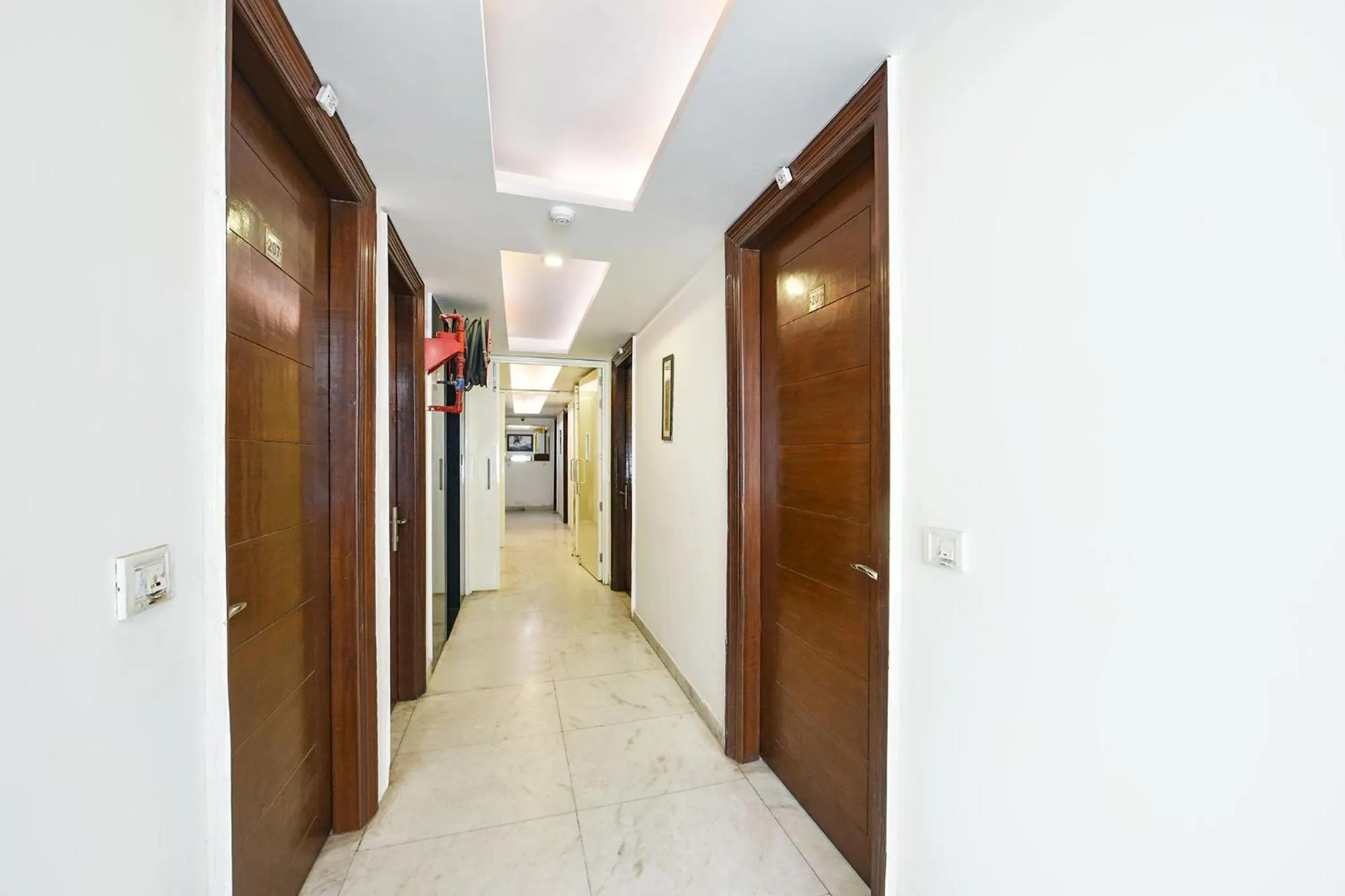 Lobby or reception in FabHotel Baba Residency Near New Delhi Railway Station