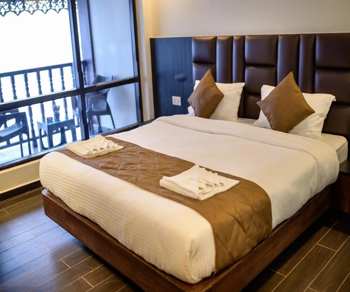 Bedroom, Bed in Istana Resort & Spa