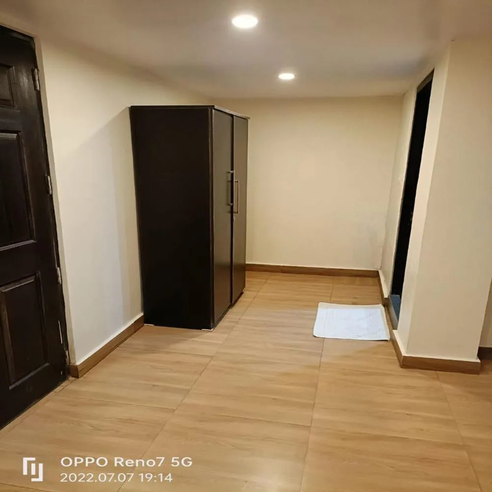 wardrobe in Istana Resort & Spa