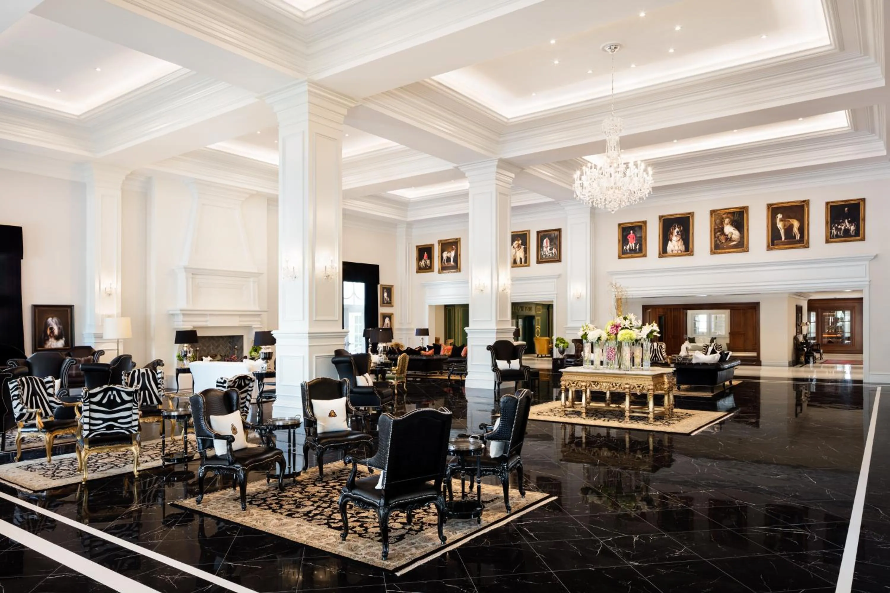 Restaurant/places to eat in The Equestrian