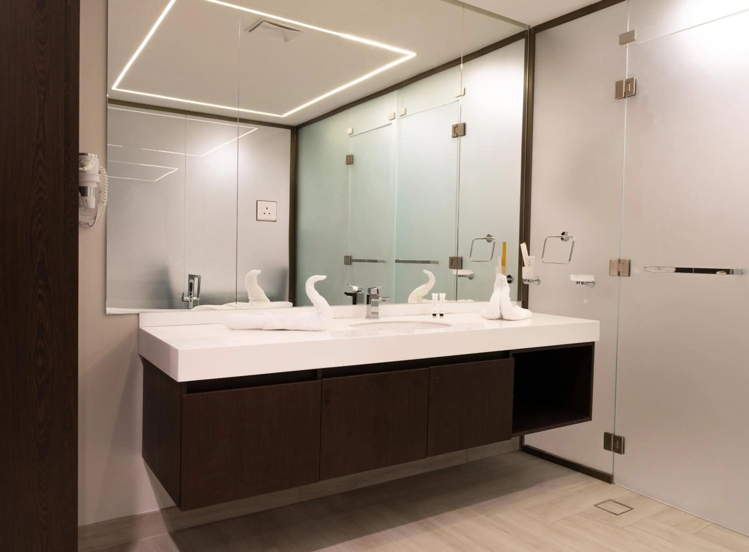 Bathroom in Mirot Residence