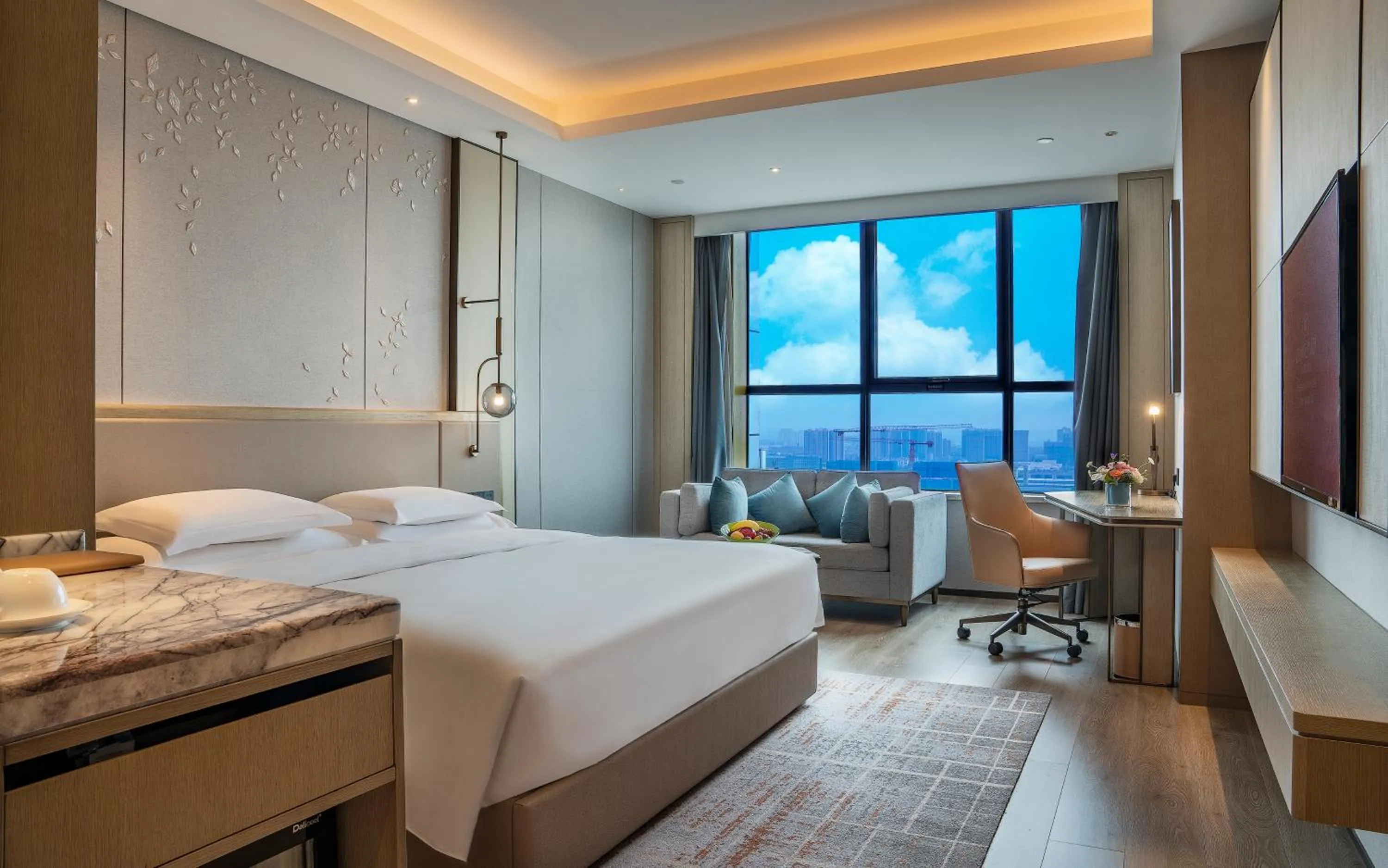 Photo of the whole room, Bed in Crowne Plaza Changsha Development Zone by IHG