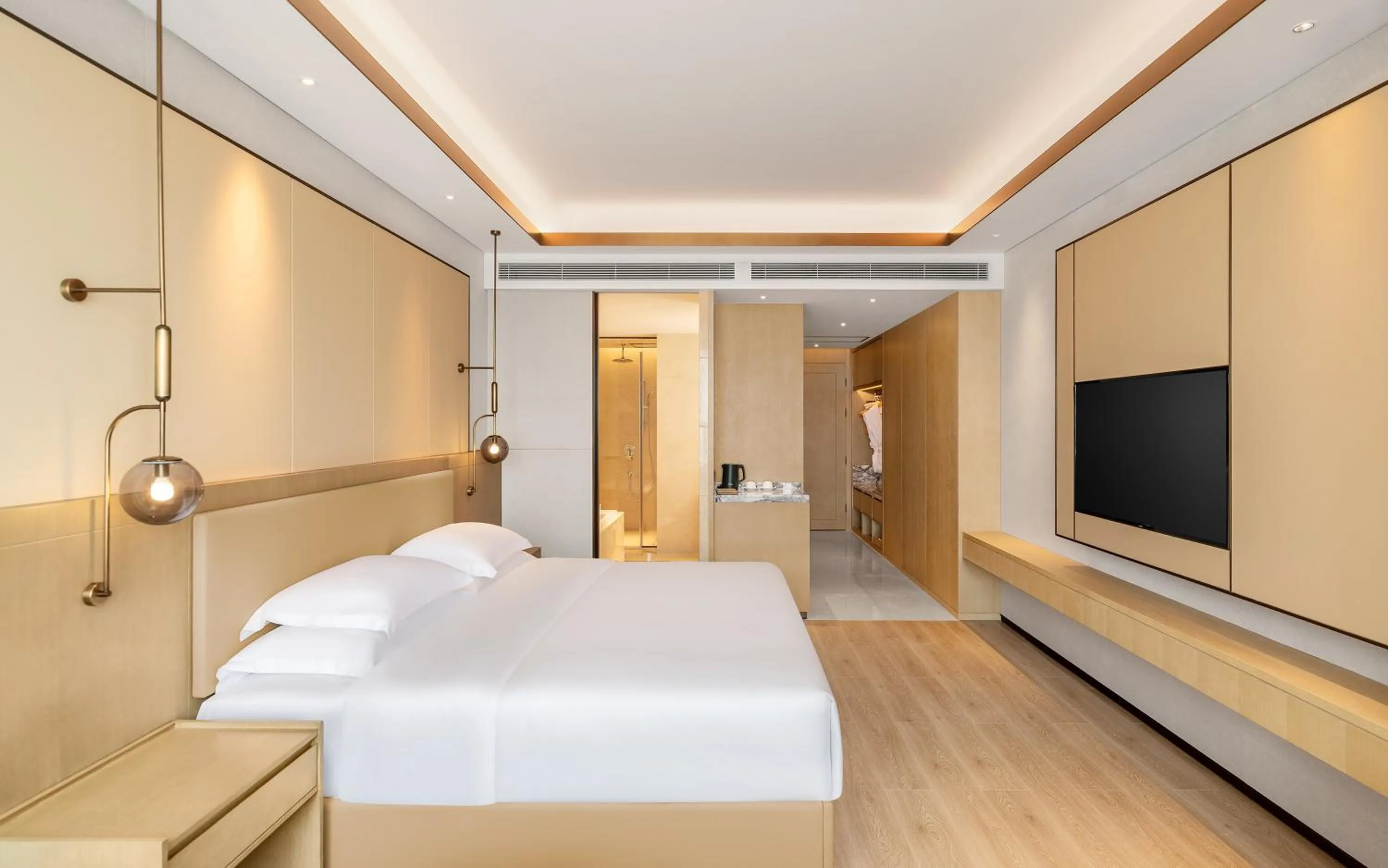 Photo of the whole room, Bed in Crowne Plaza Changsha Development Zone by IHG