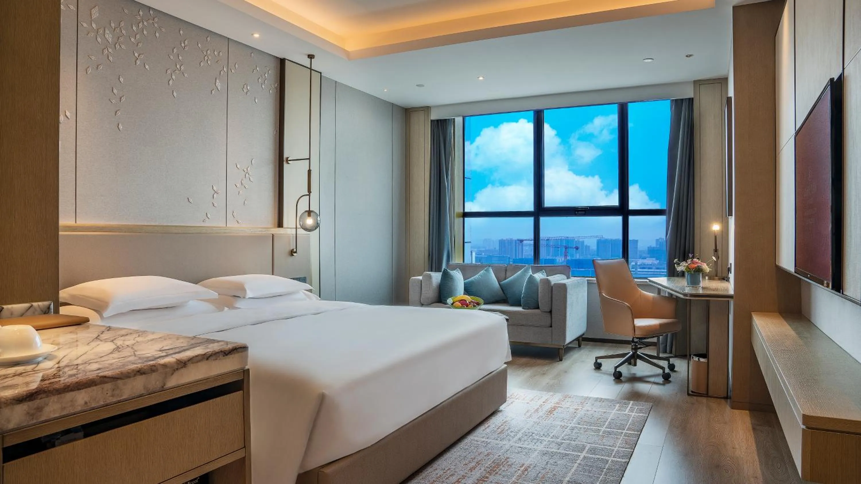 Bedroom, Bed in Crowne Plaza Changsha Development Zone by IHG