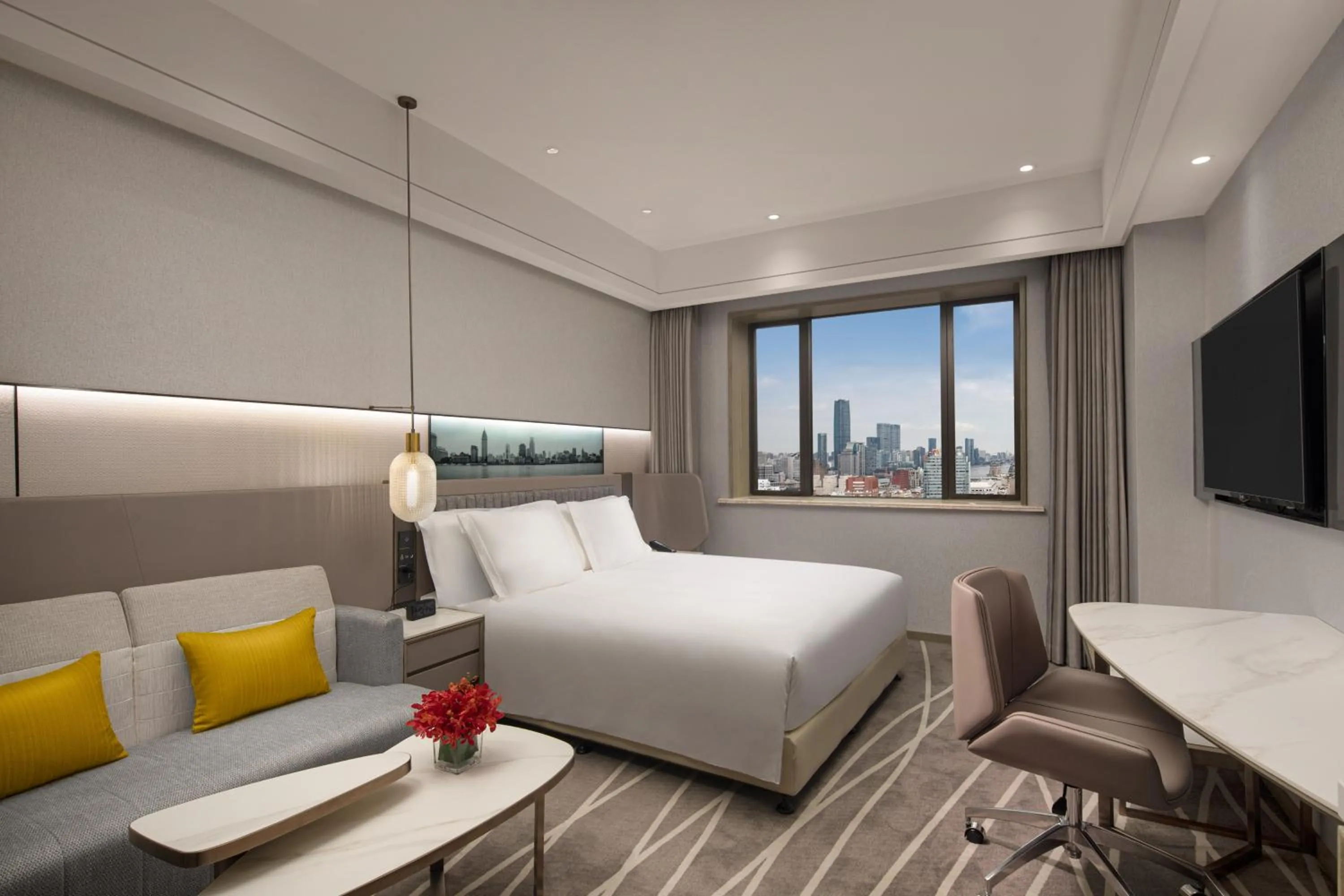 Bed in Crowne Plaza Shanghai Nanjing Road by IHG