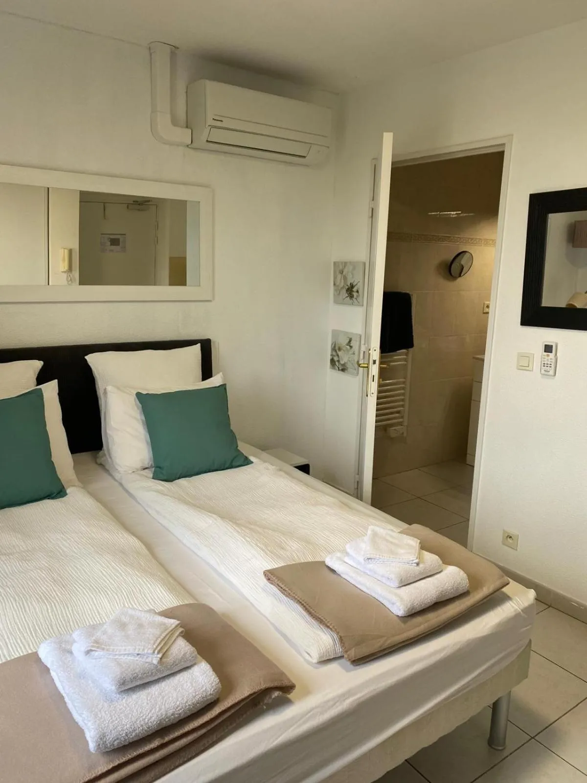 Bed in Kimi Résidence