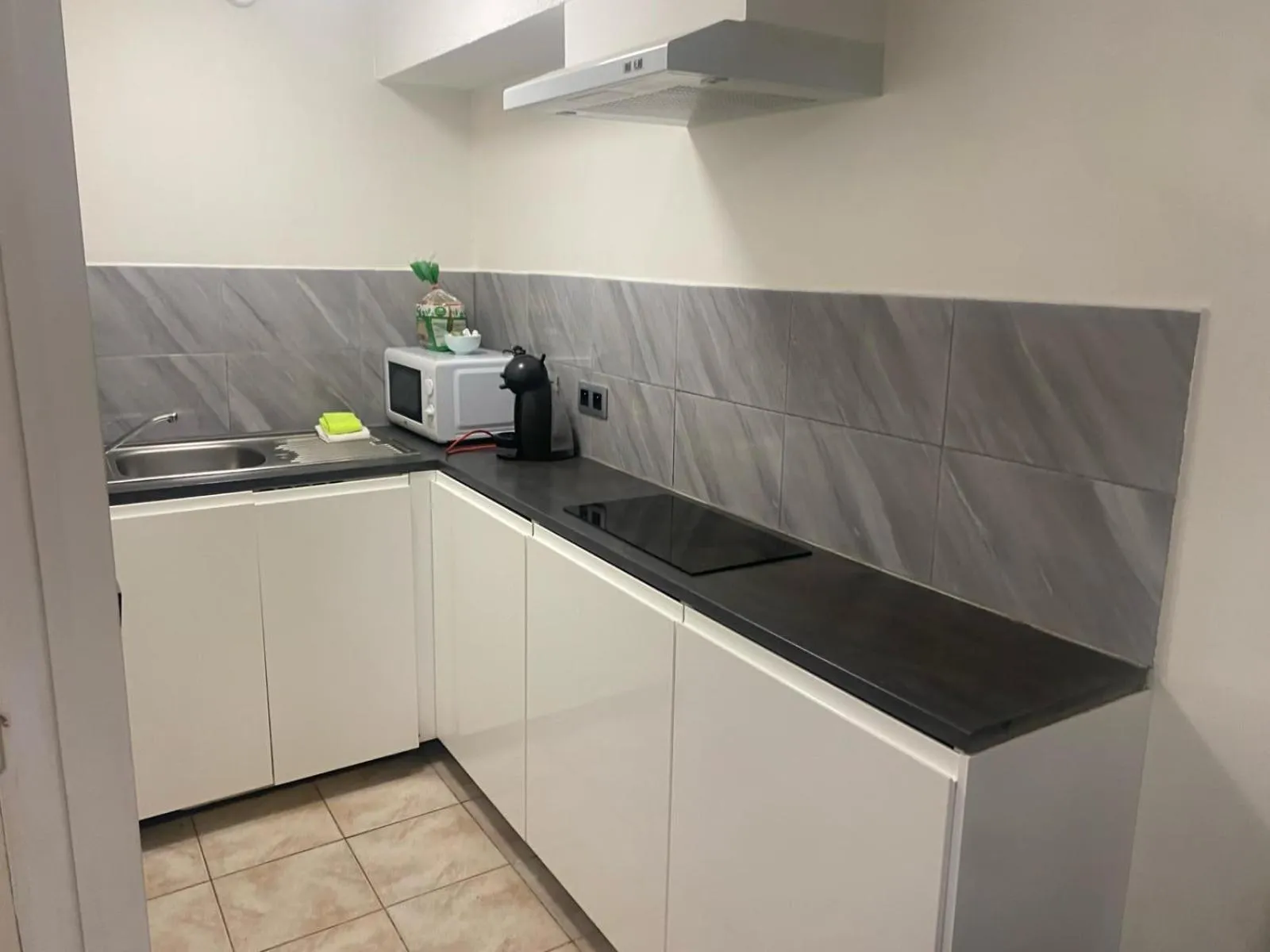 Kitchen or kitchenette in Kimi Résidence