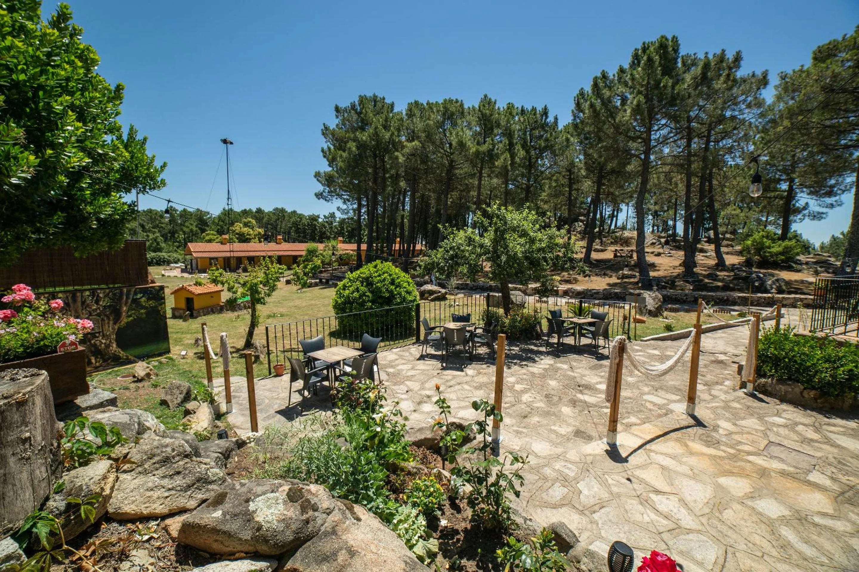 Garden view in Eras del Poeta