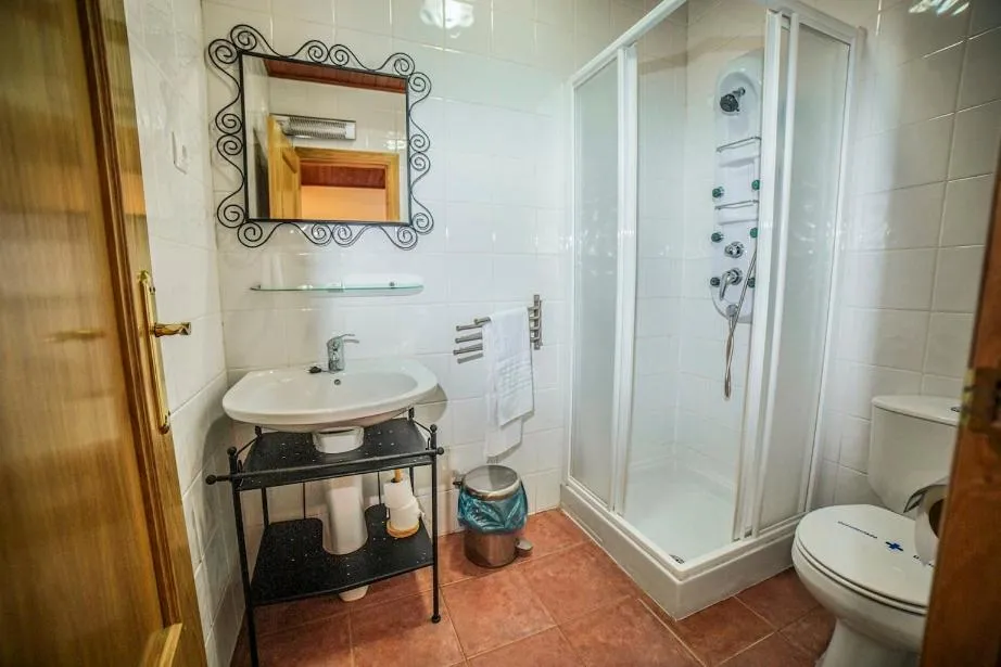 Bathroom in Eras del Poeta