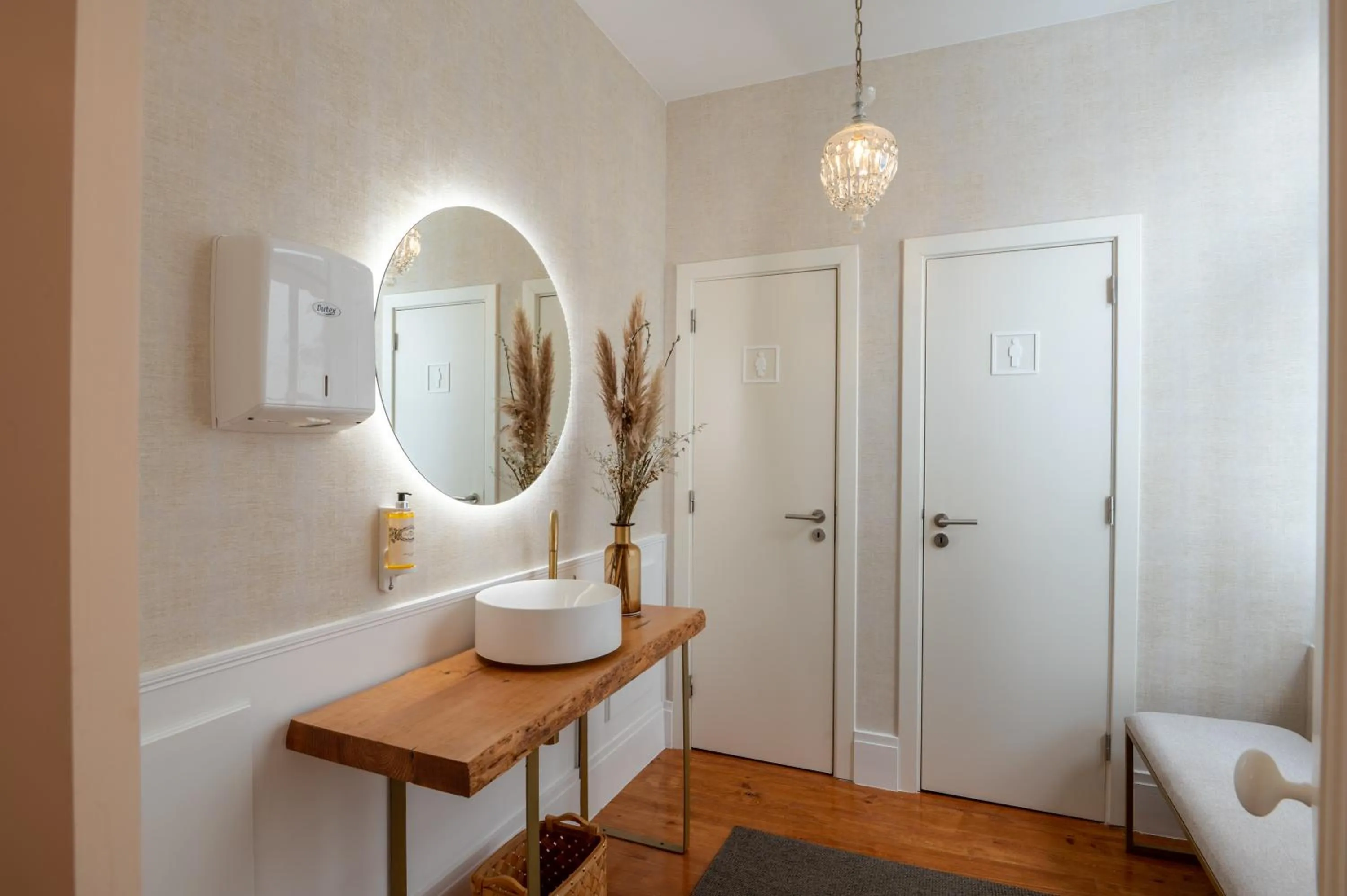 Decorative detail in Memoria Lisboa FLH Hotels