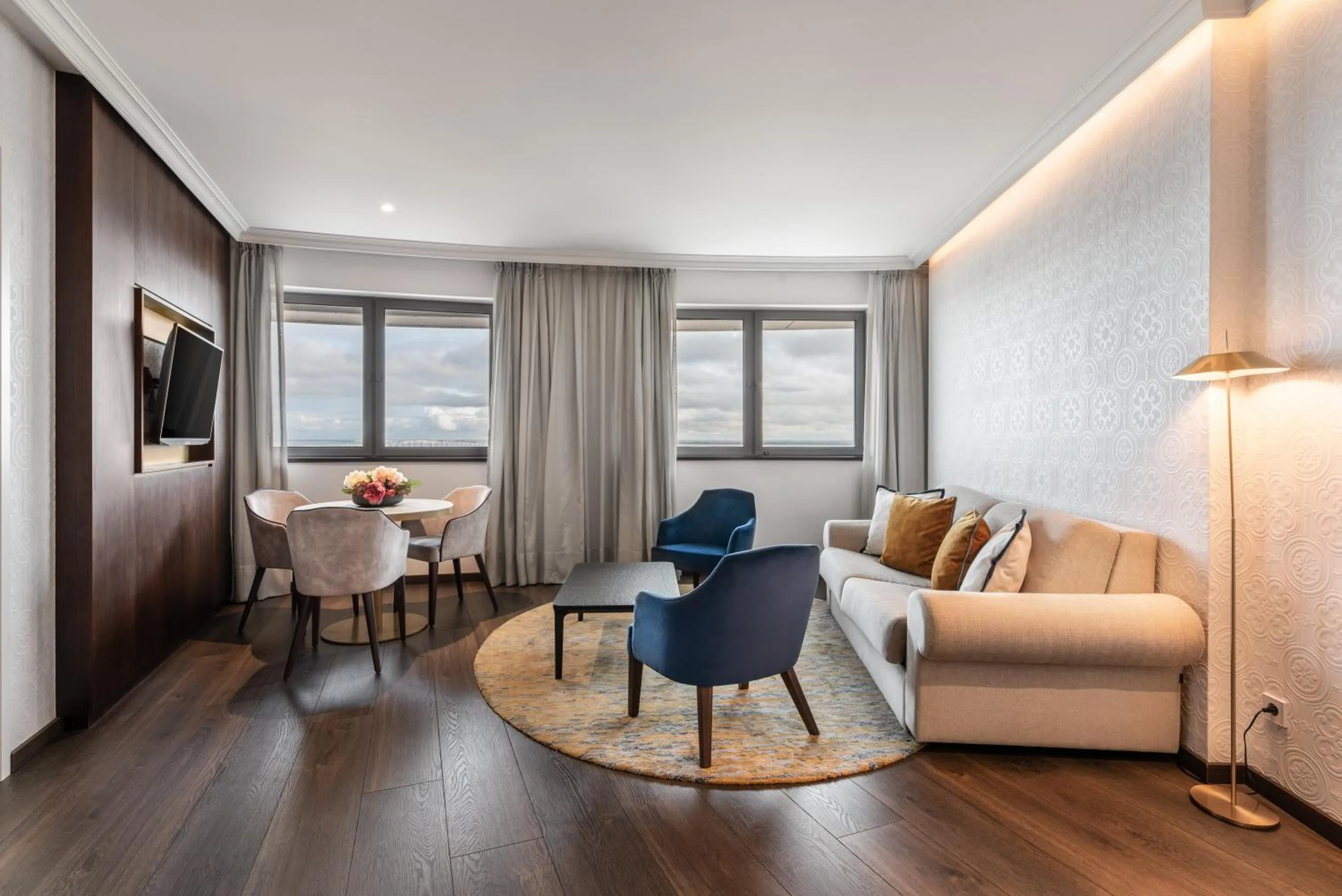 Living room in Eurostars Universal Lisboa