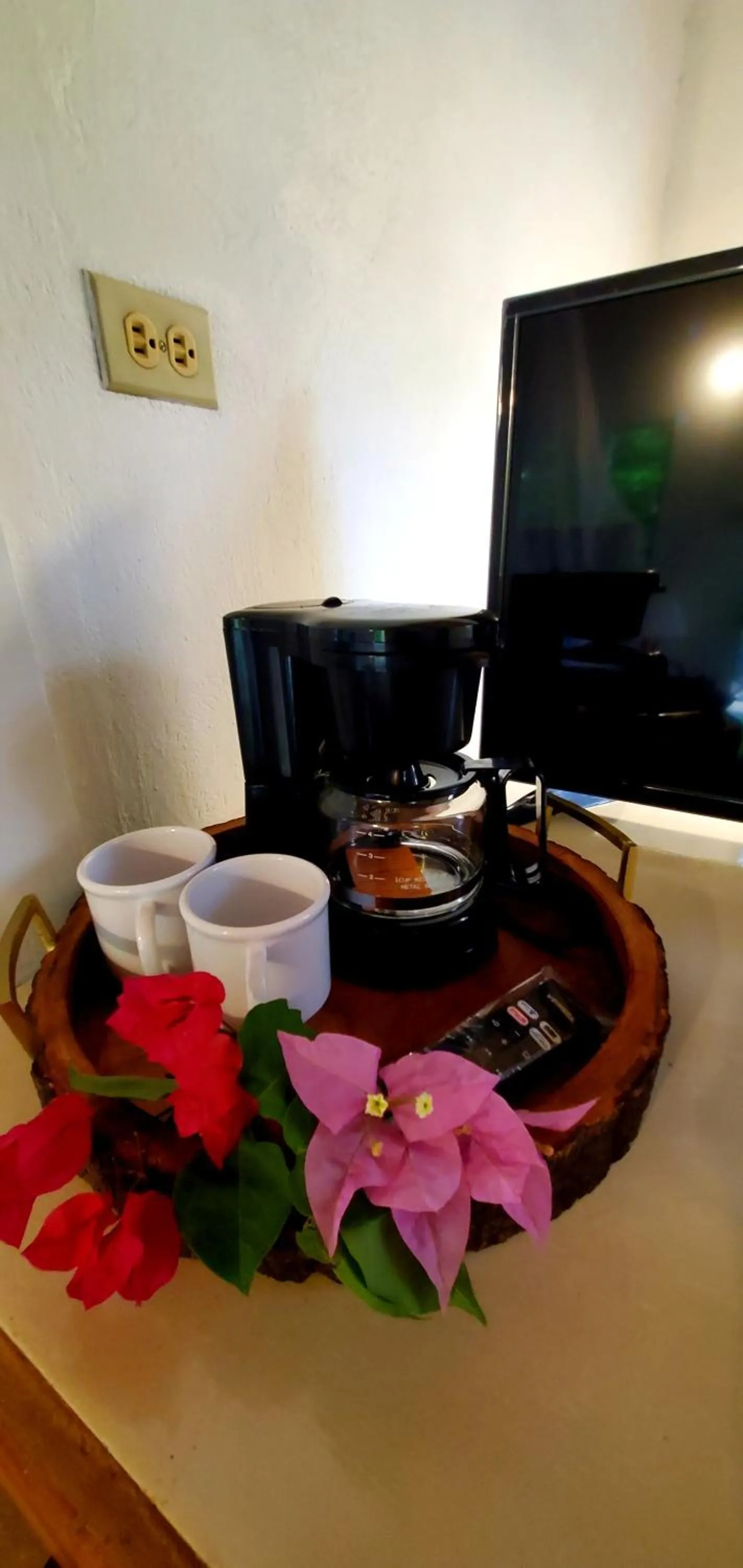 Coffee/tea facilities in Bak A Yaad