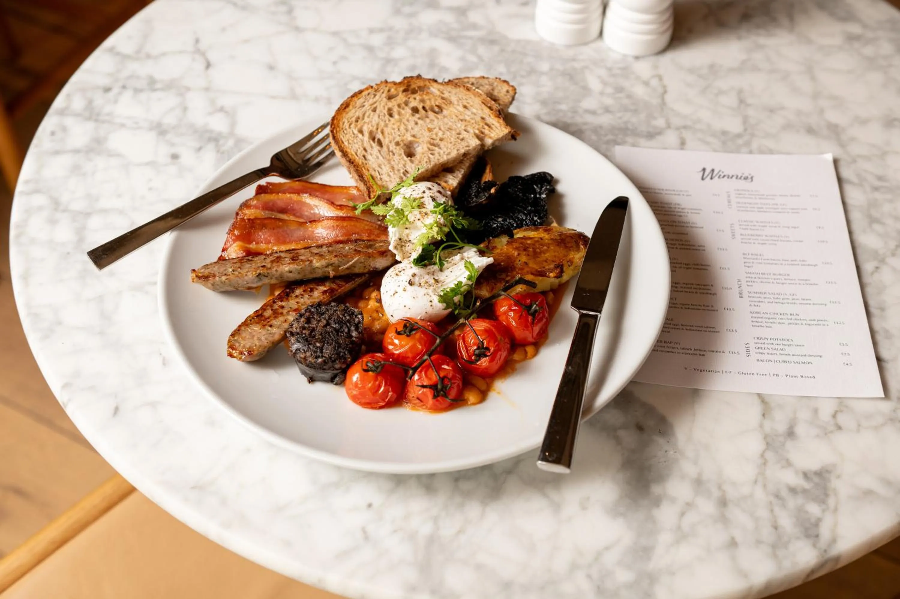 Breakfast in room2 London Chiswick Hometel