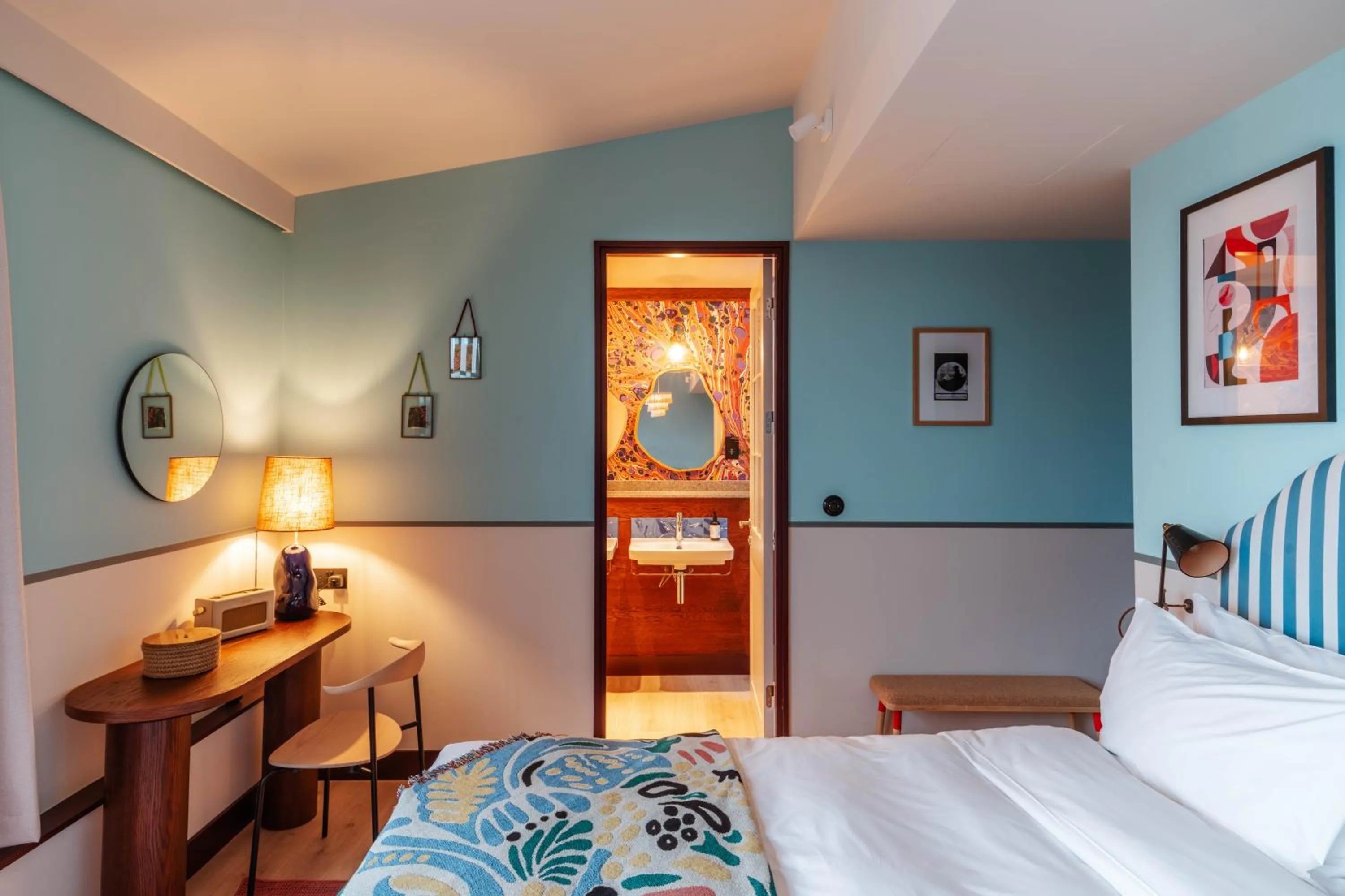 Bedroom, Bed in room2 London Chiswick Hometel