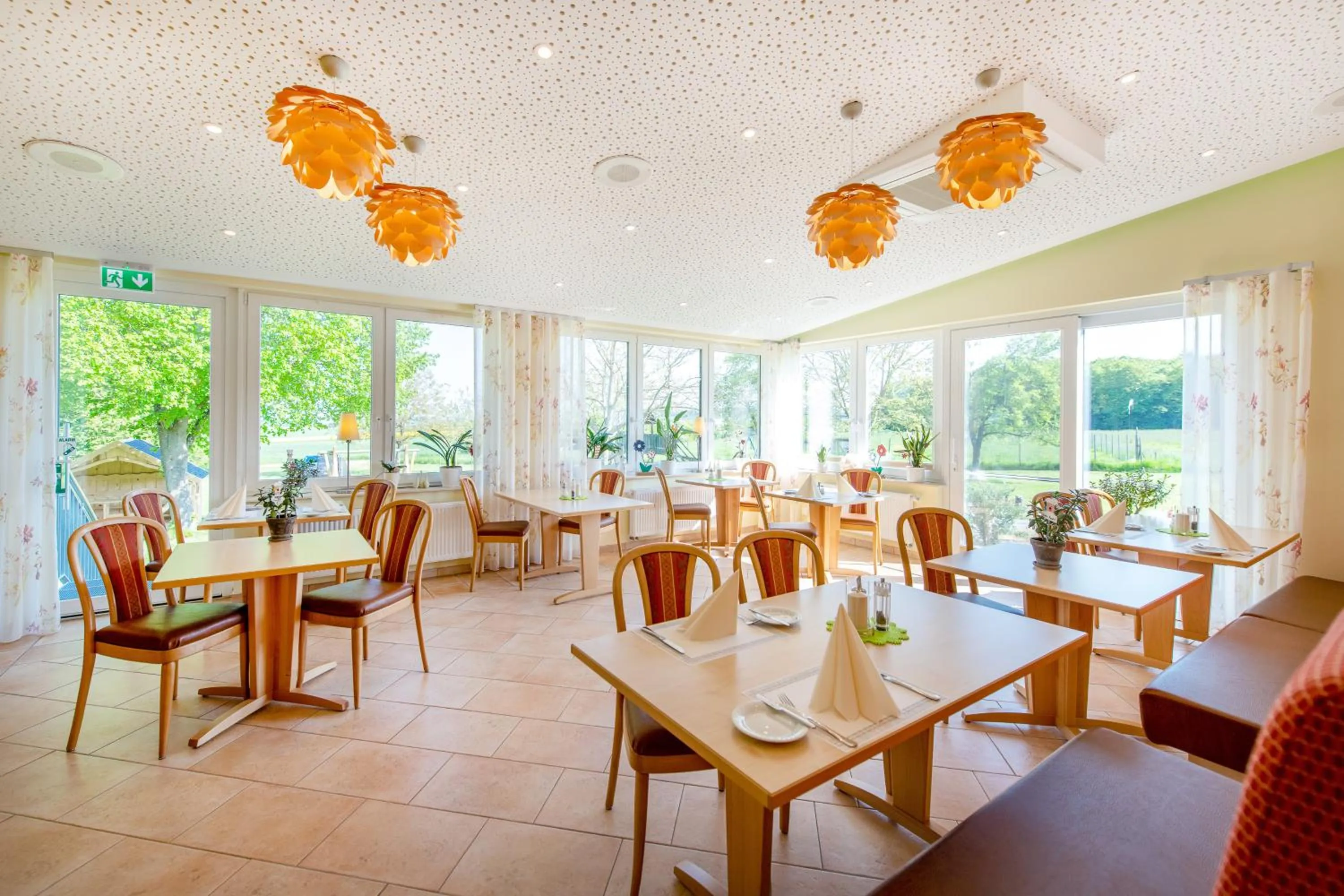 Restaurant/places to eat in Waldesblick, Hotel-Restaurant