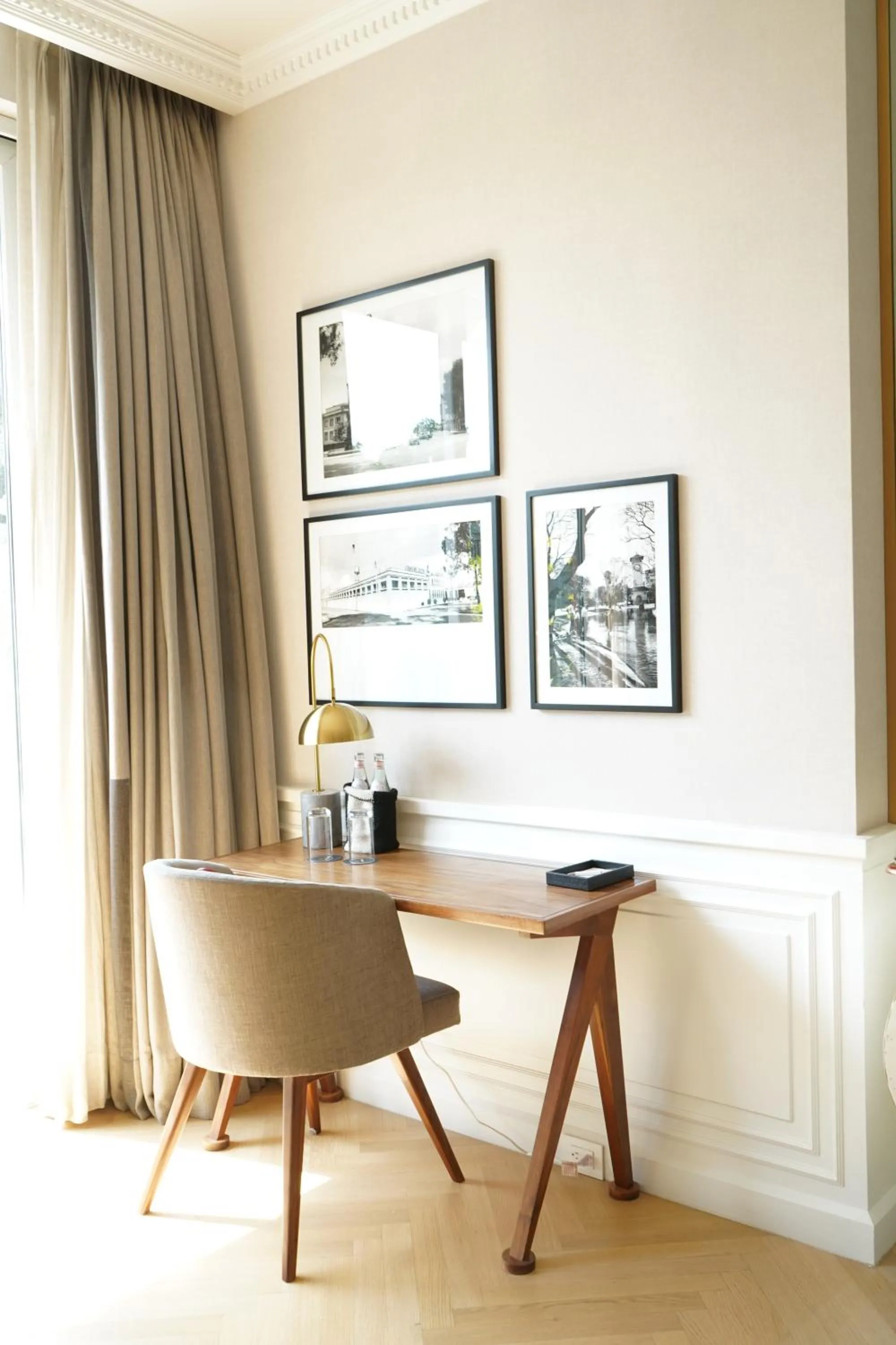 Seating area in The Alest Hotel