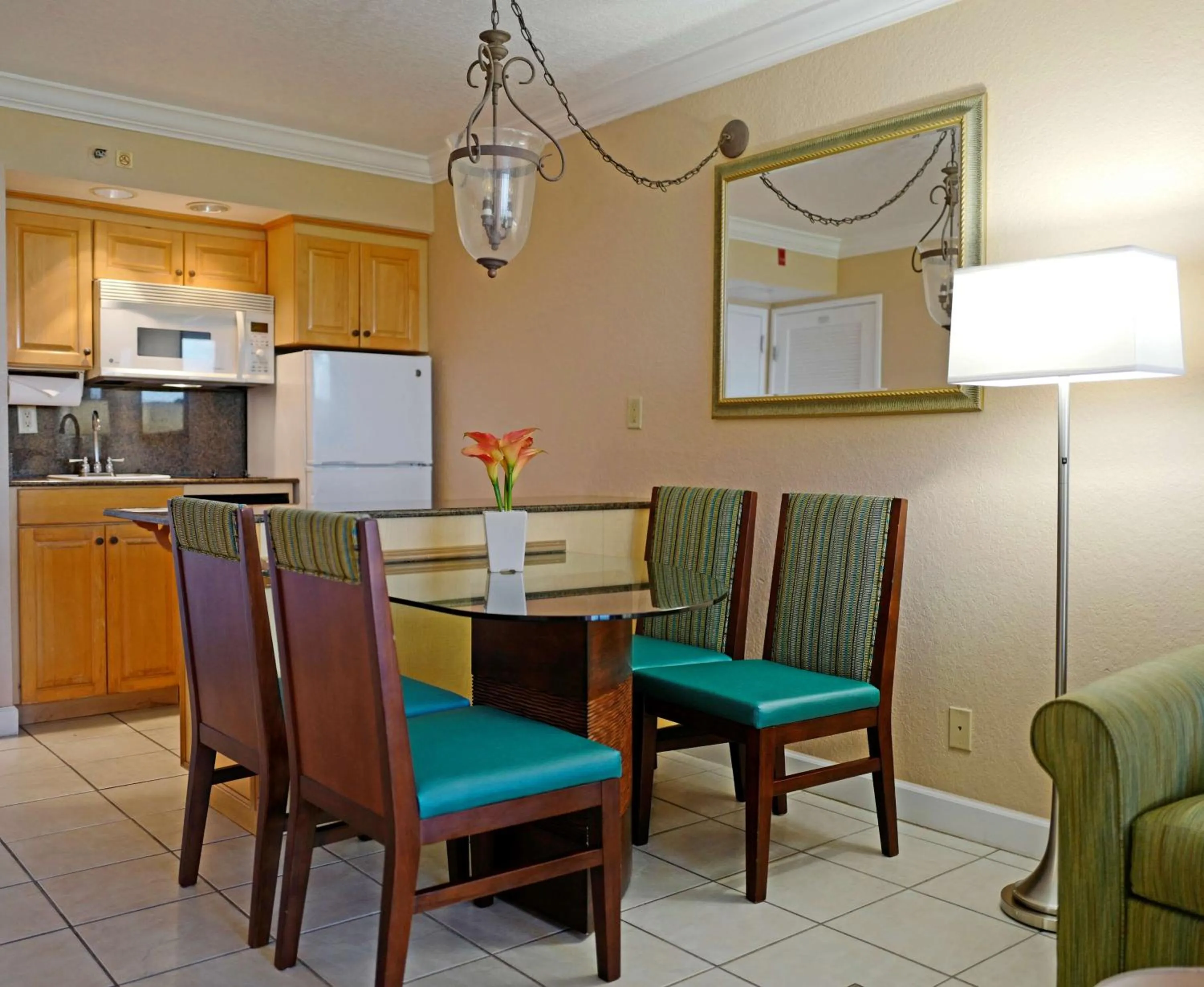 Kitchen or kitchenette in Palm Beach Shores Resort and Vacation Villas