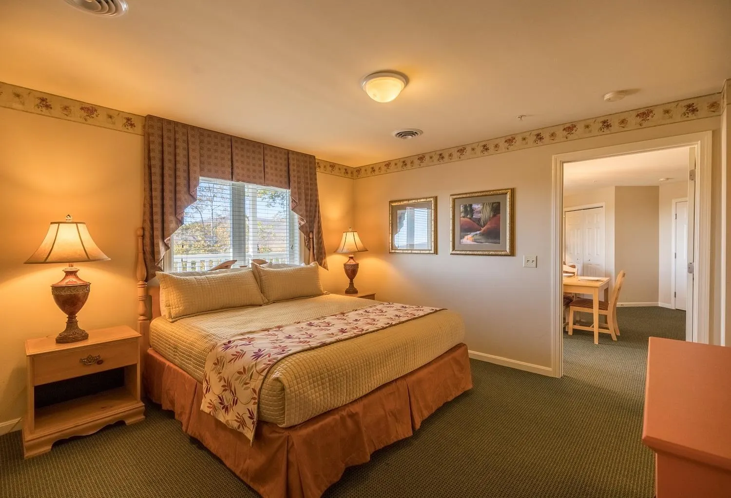 Bedroom, Bed in Vacation Village in the Berkshires