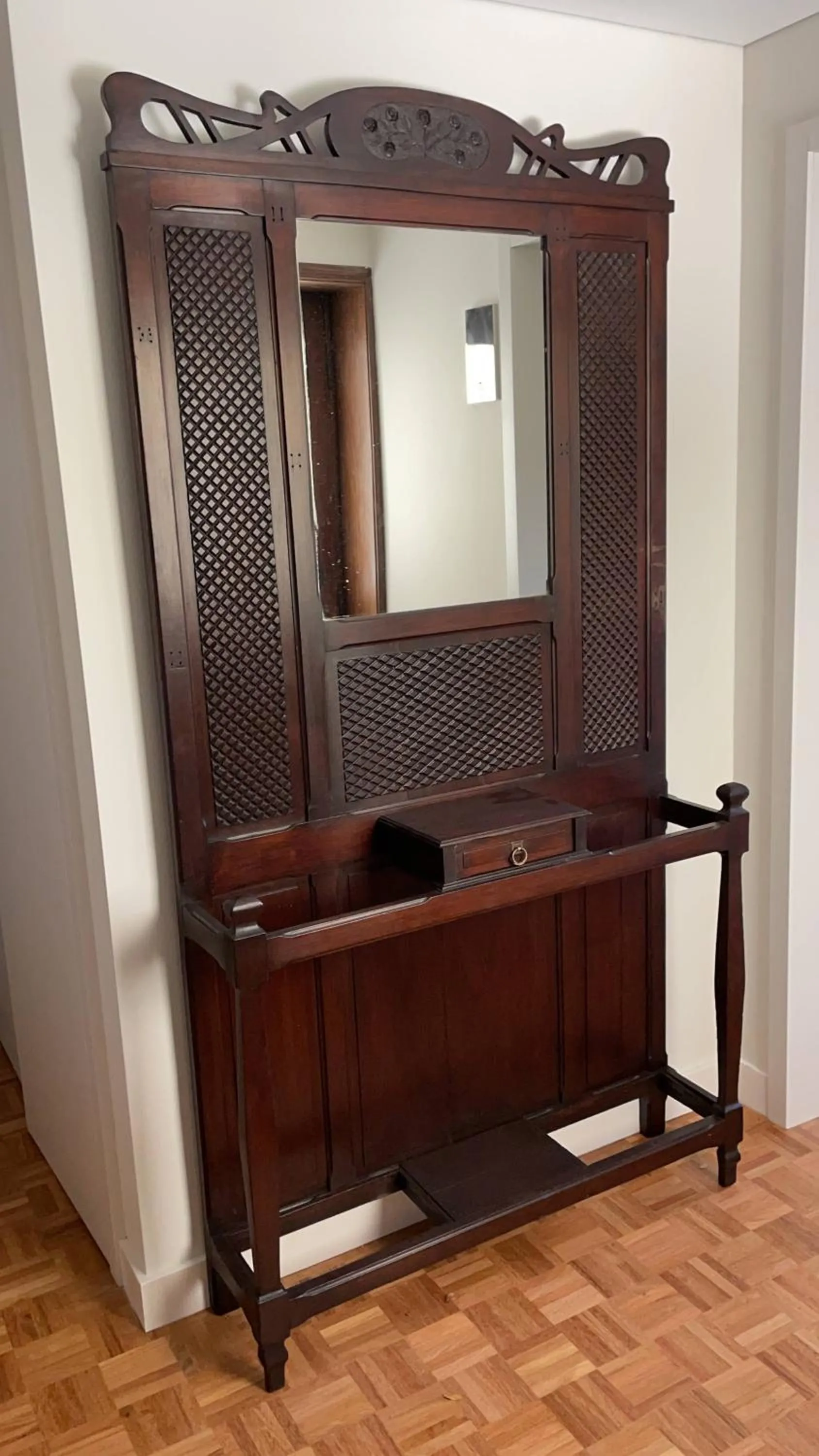 Santiago Family House