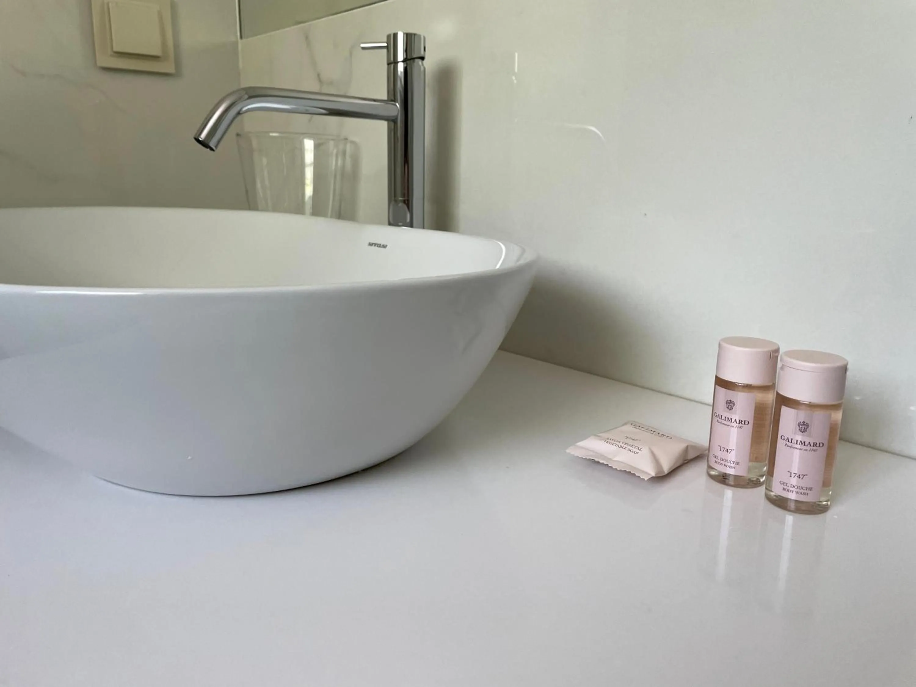 Toilet in Santiago Family House