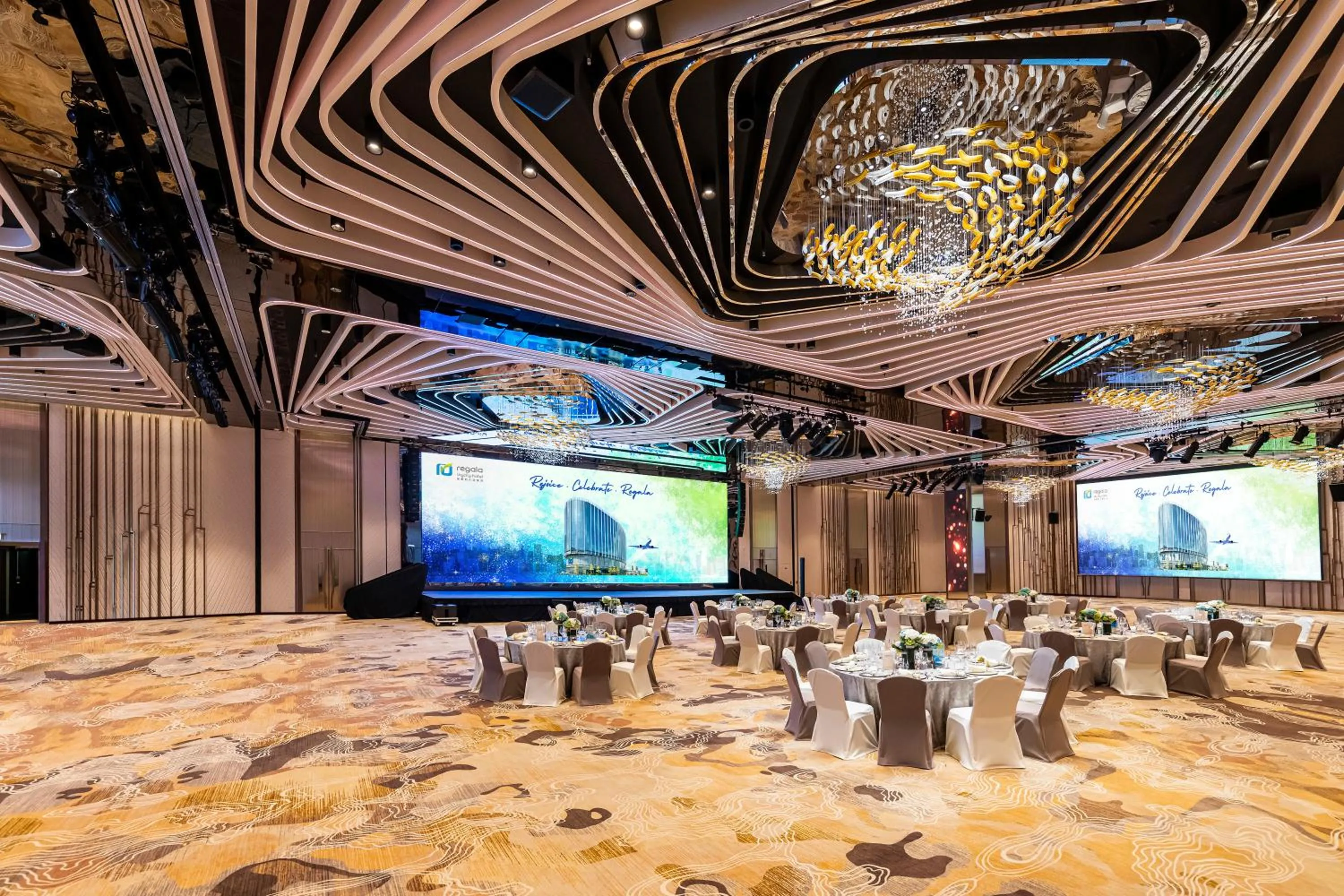Banquet/Function facilities in Regala Skycity Hotel by Regal Hotels