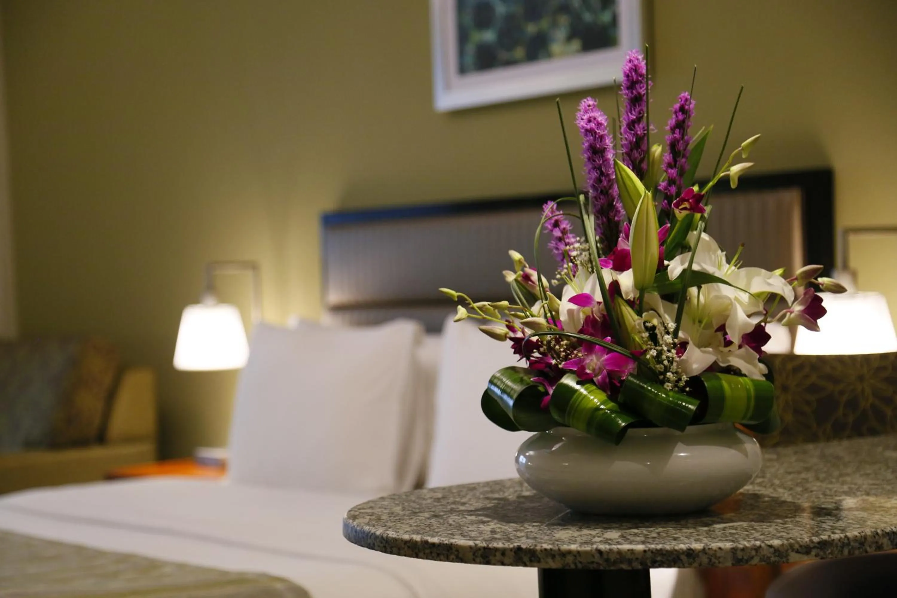 Bedroom, Bed in Savoy Park Hotel Apartments